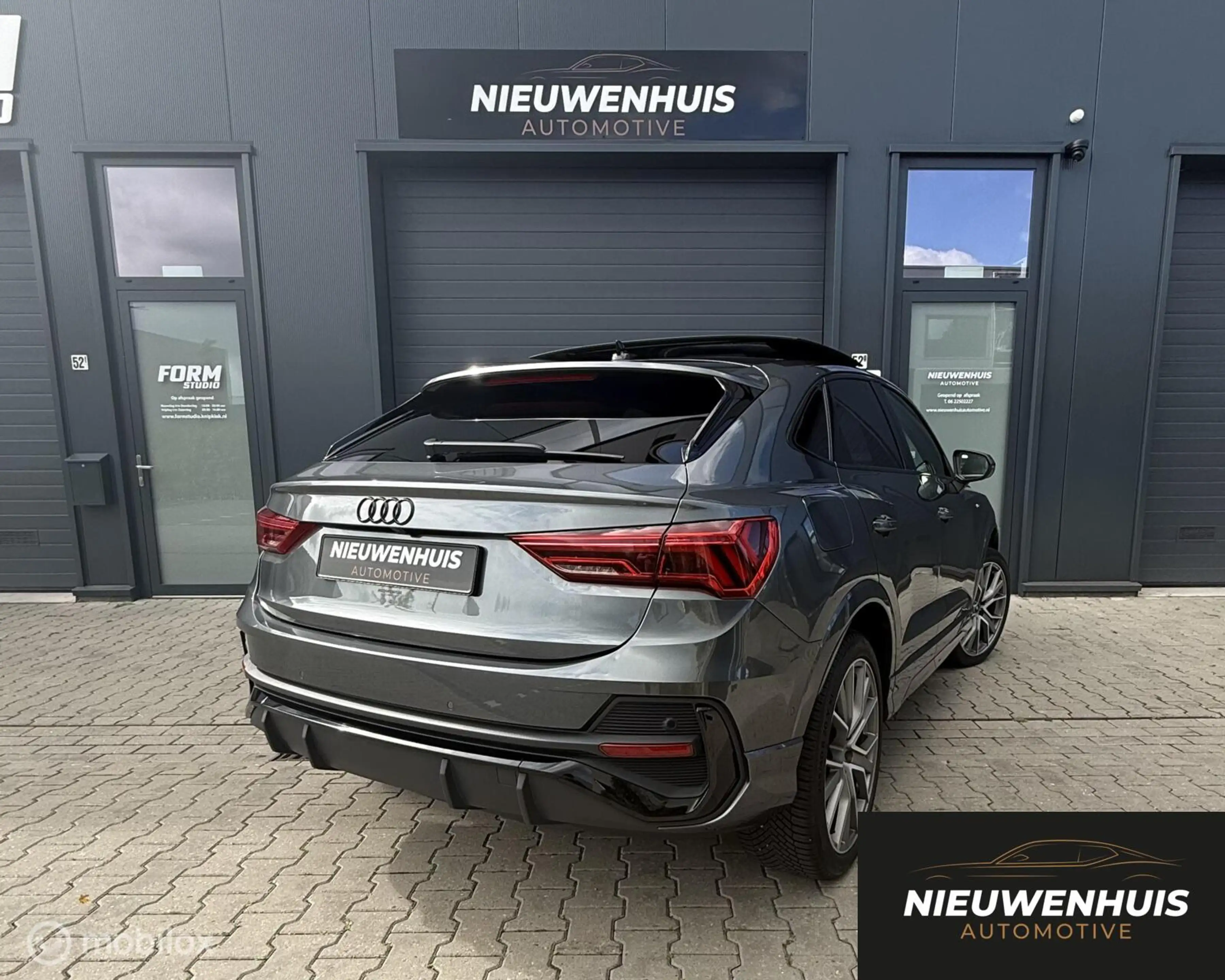 Audi Q3 Sportback 45 TFSI e S Edition Matrix l 360 l Pano — photo 2
