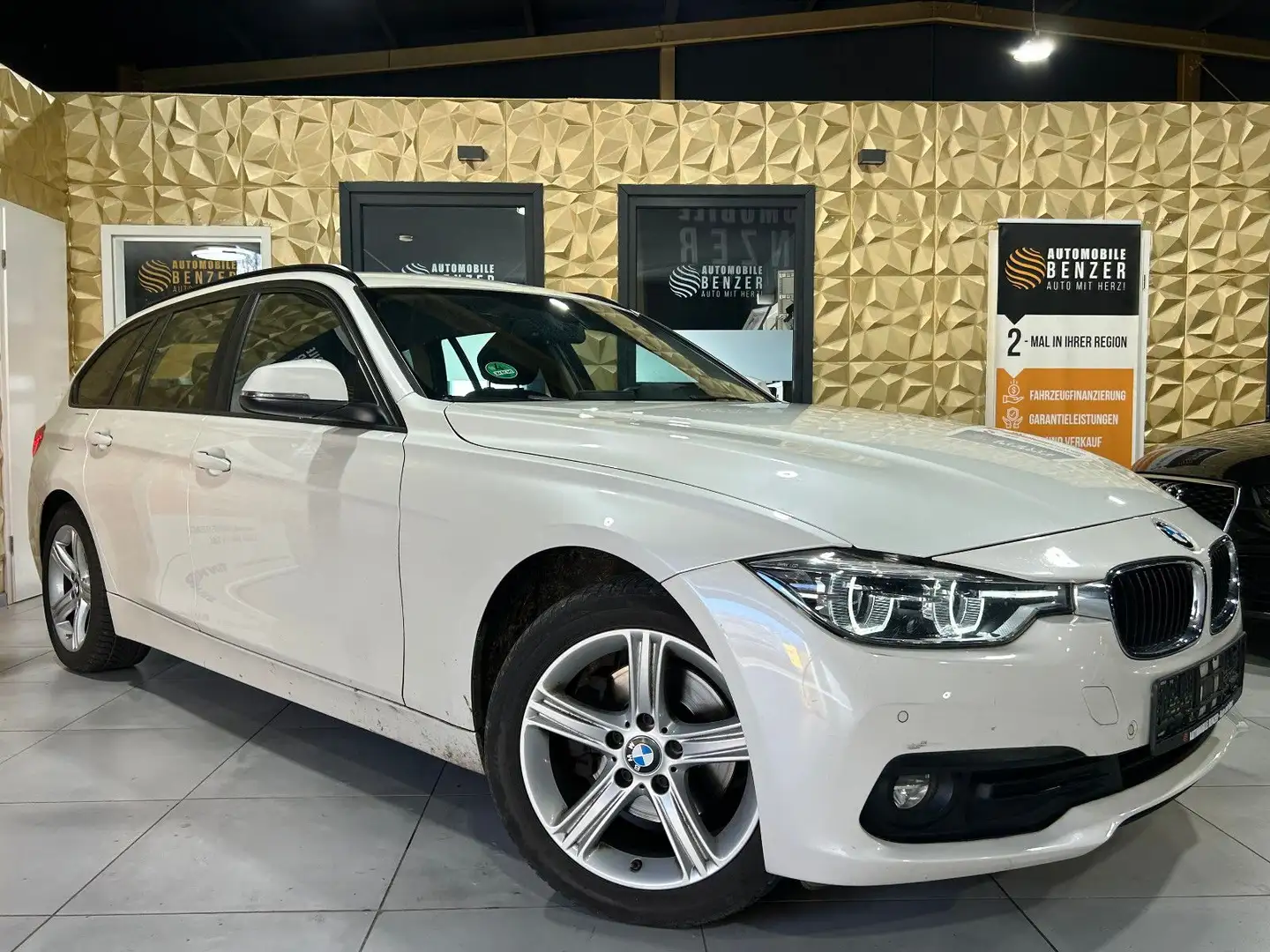 BMW 320 d xDrive Advantage/NAVI/PDC/SHZ/KLIMA Blanc - 2