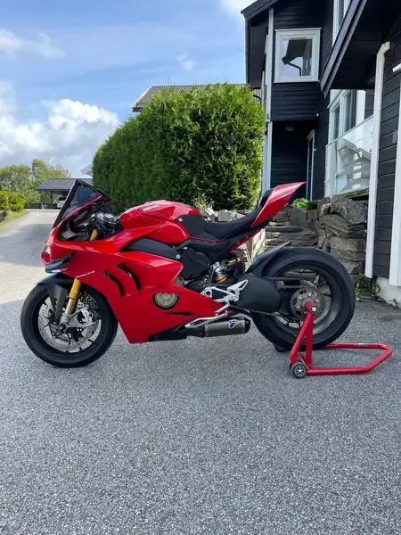 Ducati Panigale V4 S - foto 2