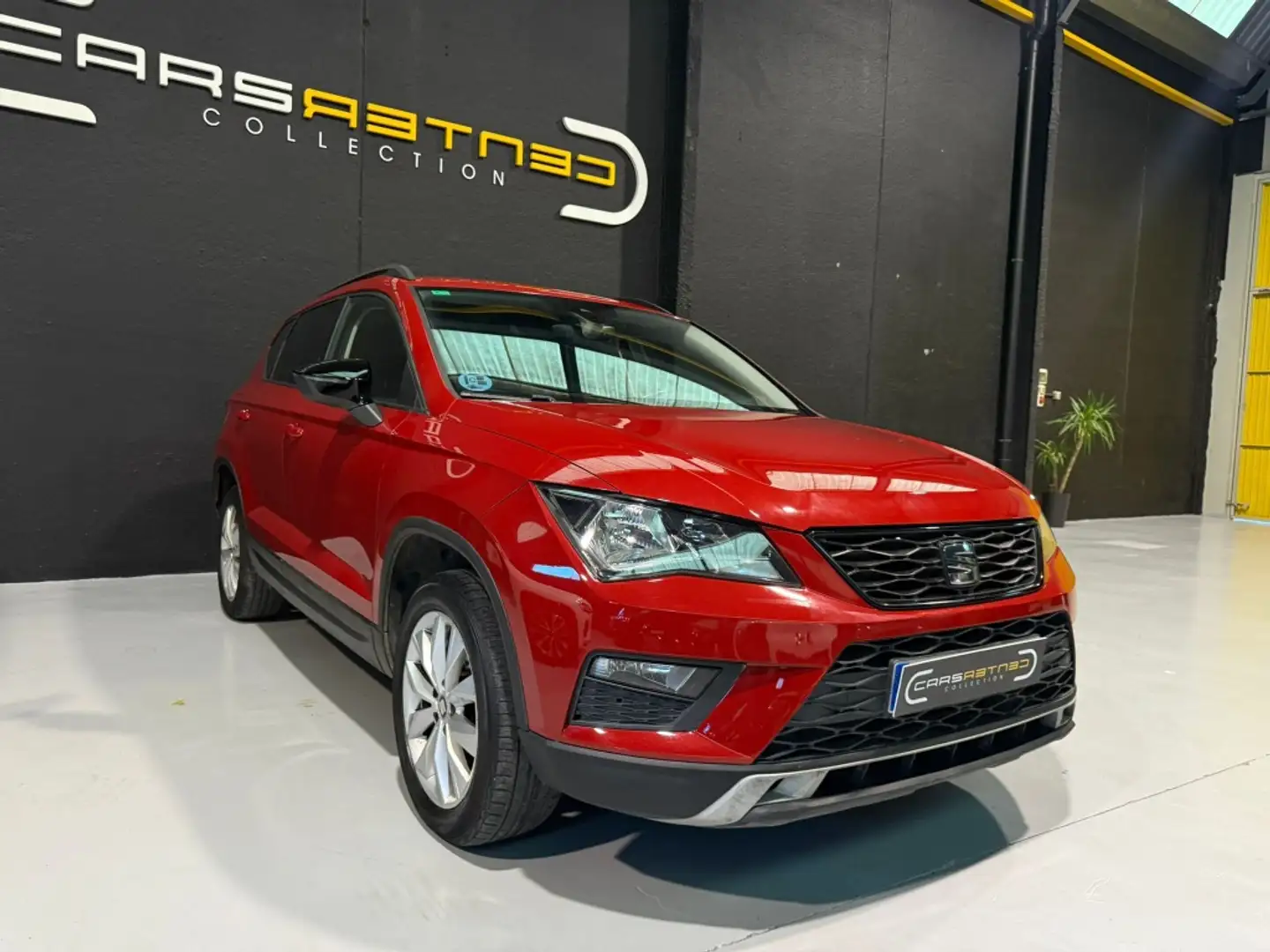 SEAT Ateca 1.6TDI CR S&S Ecomotive Reference Rojo - 2