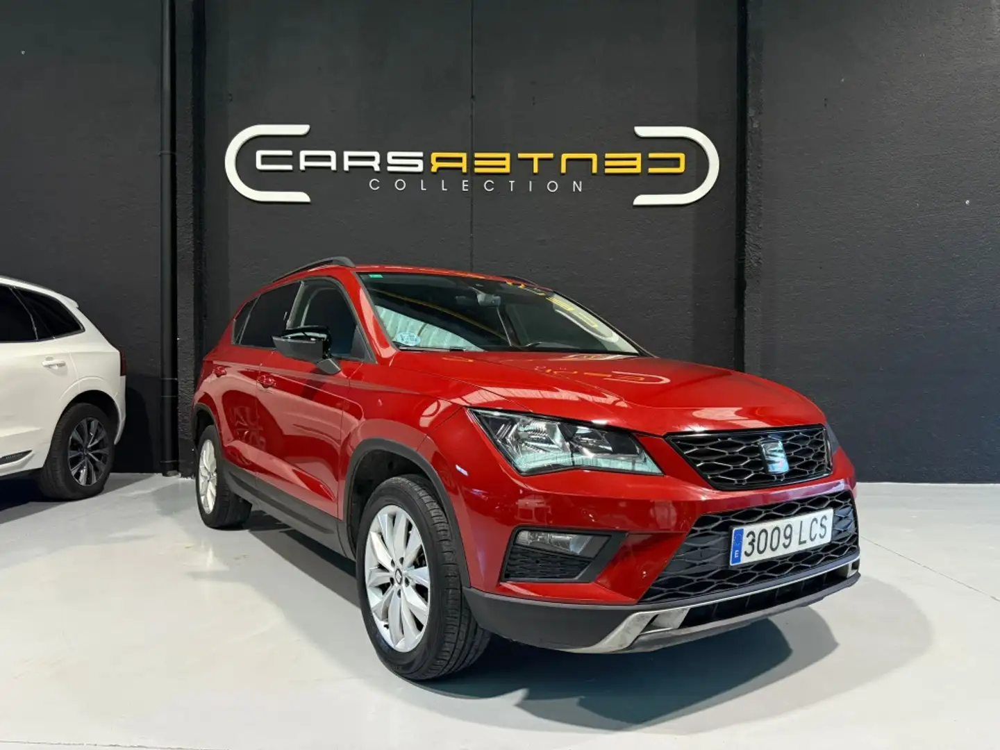 SEAT Ateca 1.6TDI CR S&S Ecomotive Reference Rojo - 1