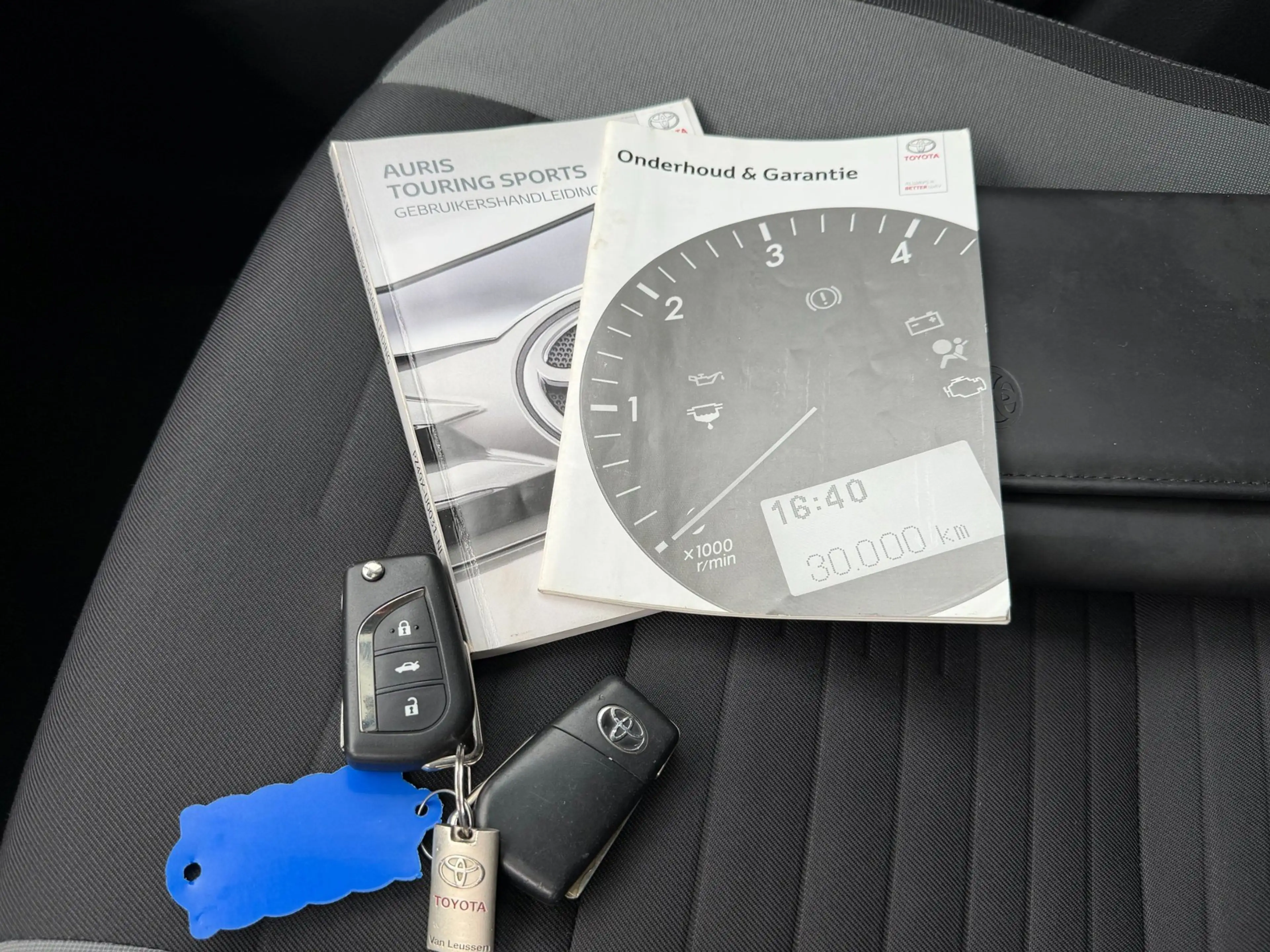 Toyota Auris Touring Sports 1.2T Dynamic |Pano|Trekhaak|Org NL — photo 27