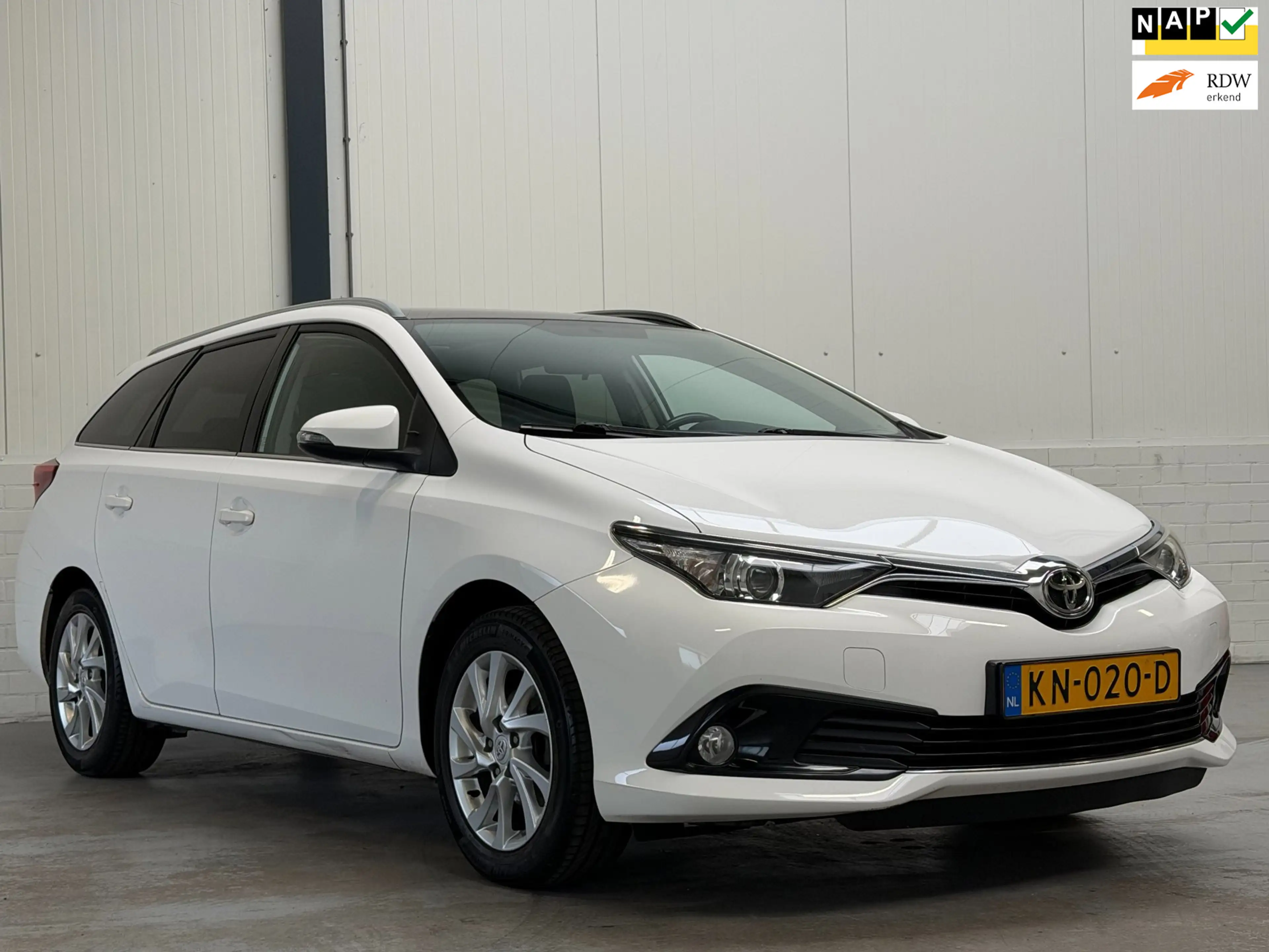 Toyota Auris Touring Sports 1.2T Dynamic |Pano|Trekhaak|Org NL