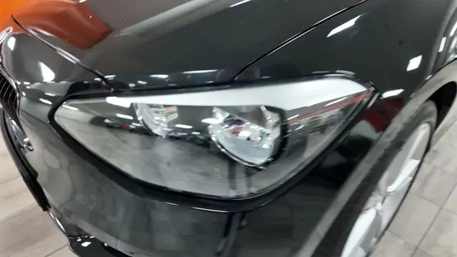 BMW 1 Series view 10
