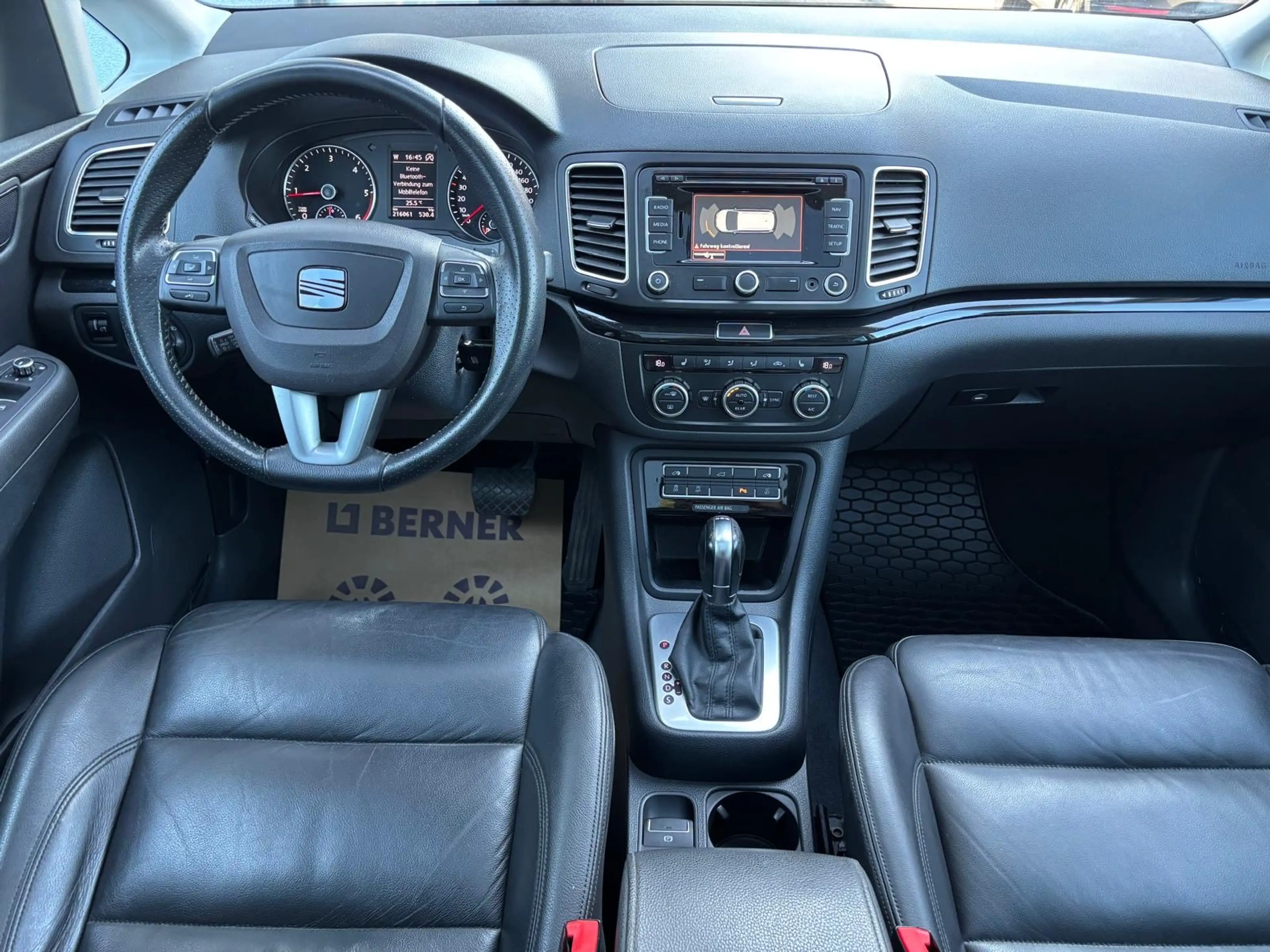 SEAT Alhambra 2,0 TDI CR DSG Style — photo 10