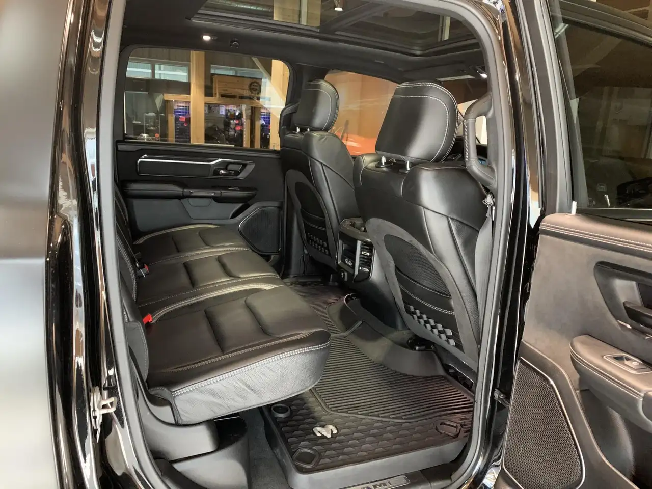 RAM 1500 fotografie RAM 1500