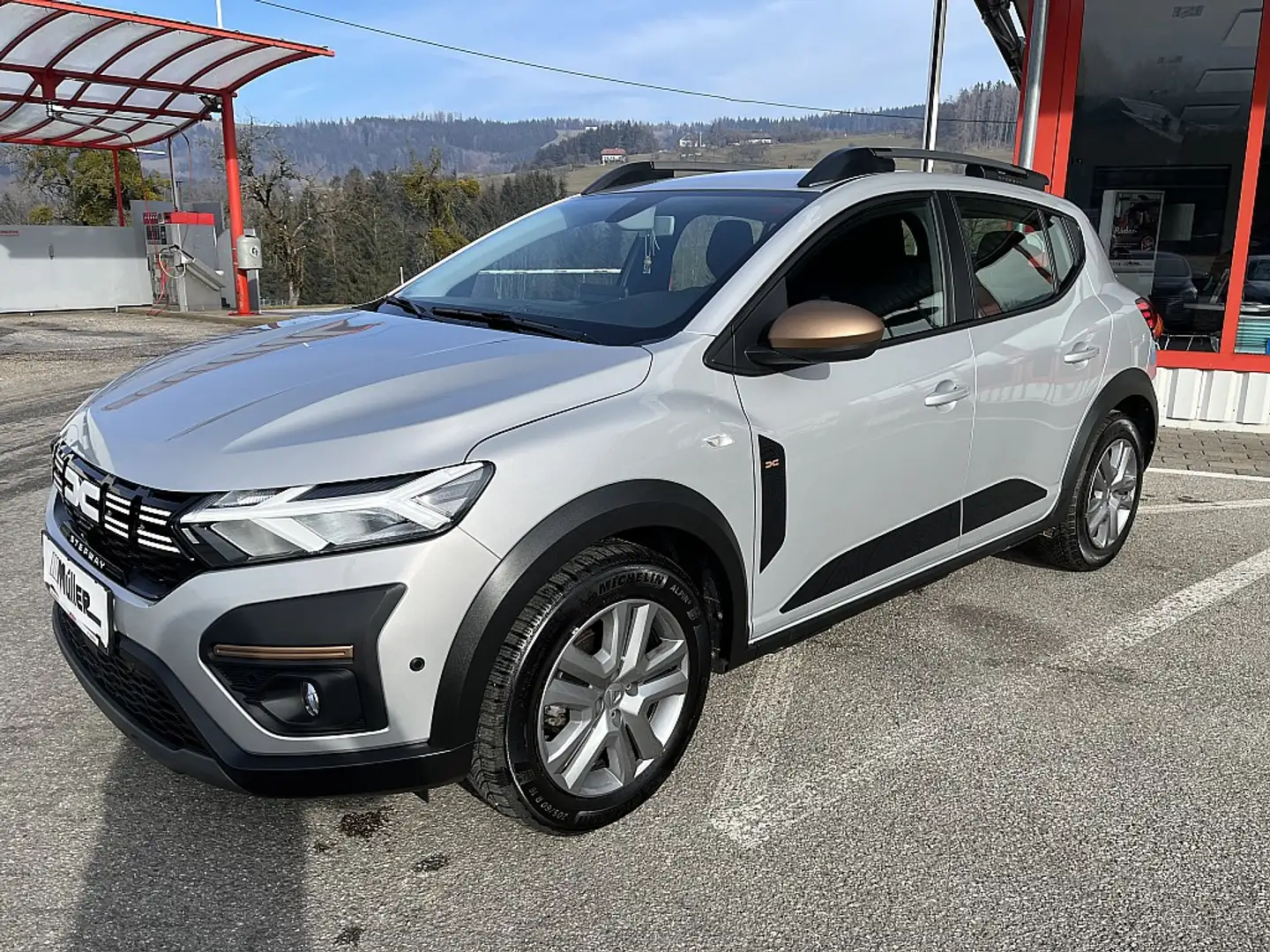 Dacia Sandero Stepway Extreme+ TCe 90 Grigio - 2