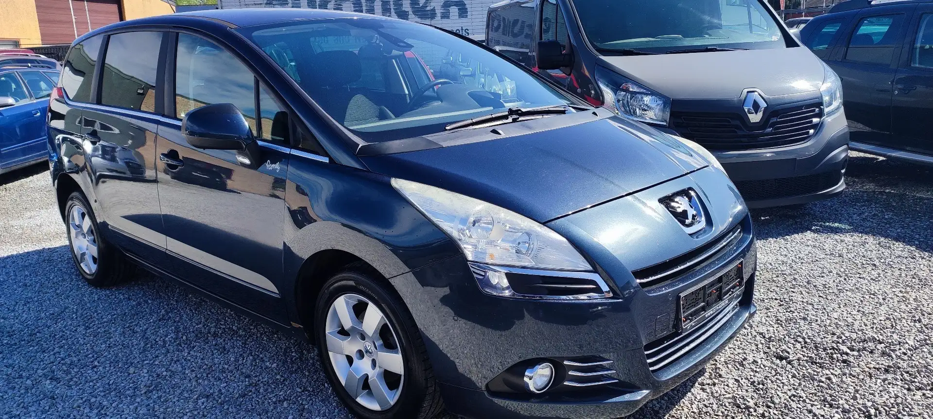 Peugeot 5008 1.6 HDi (112CH) "Family" 5 PL 💢EUR.5A_A/C_EQUIP💢 Blauw - 2
