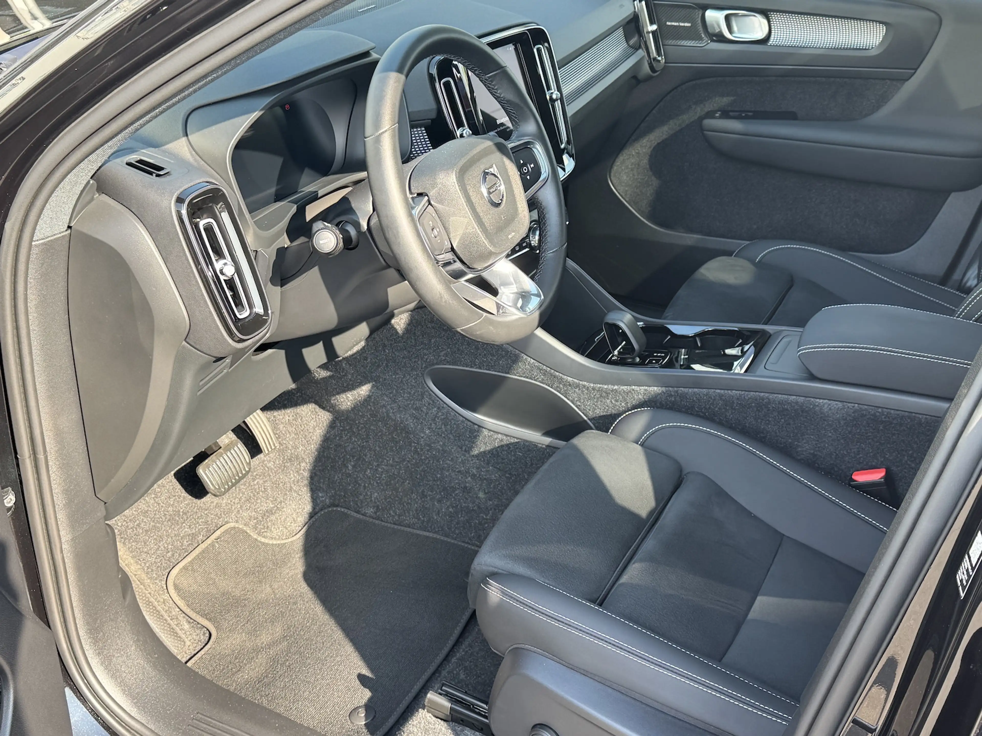 Volvo EX40 Single*Plus Dark*Ex.R.*NP 67.240*82kWh*AHK — photo 8