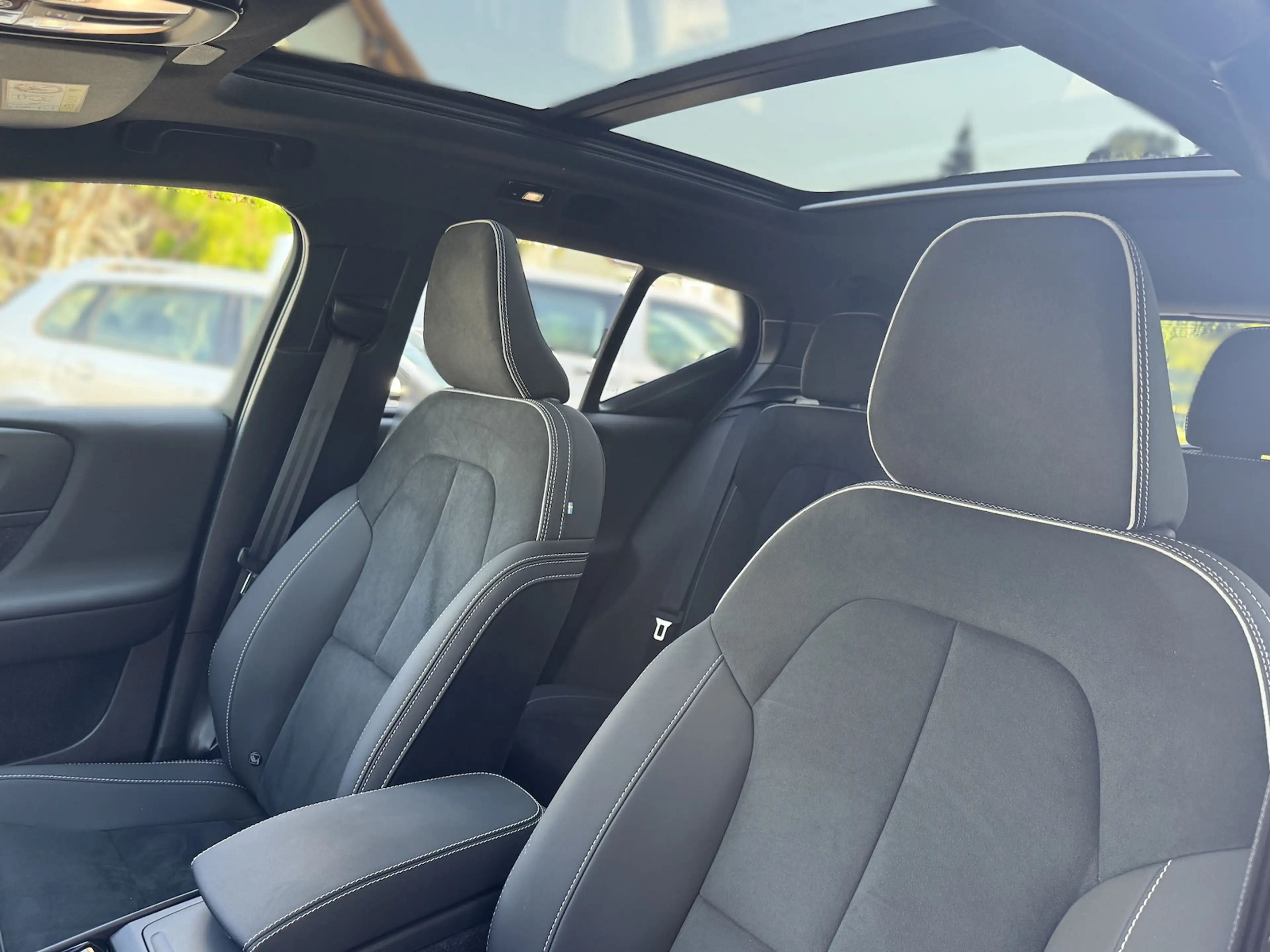Volvo EX40 Single*Plus Dark*Ex.R.*NP 67.240*82kWh*AHK — photo 12