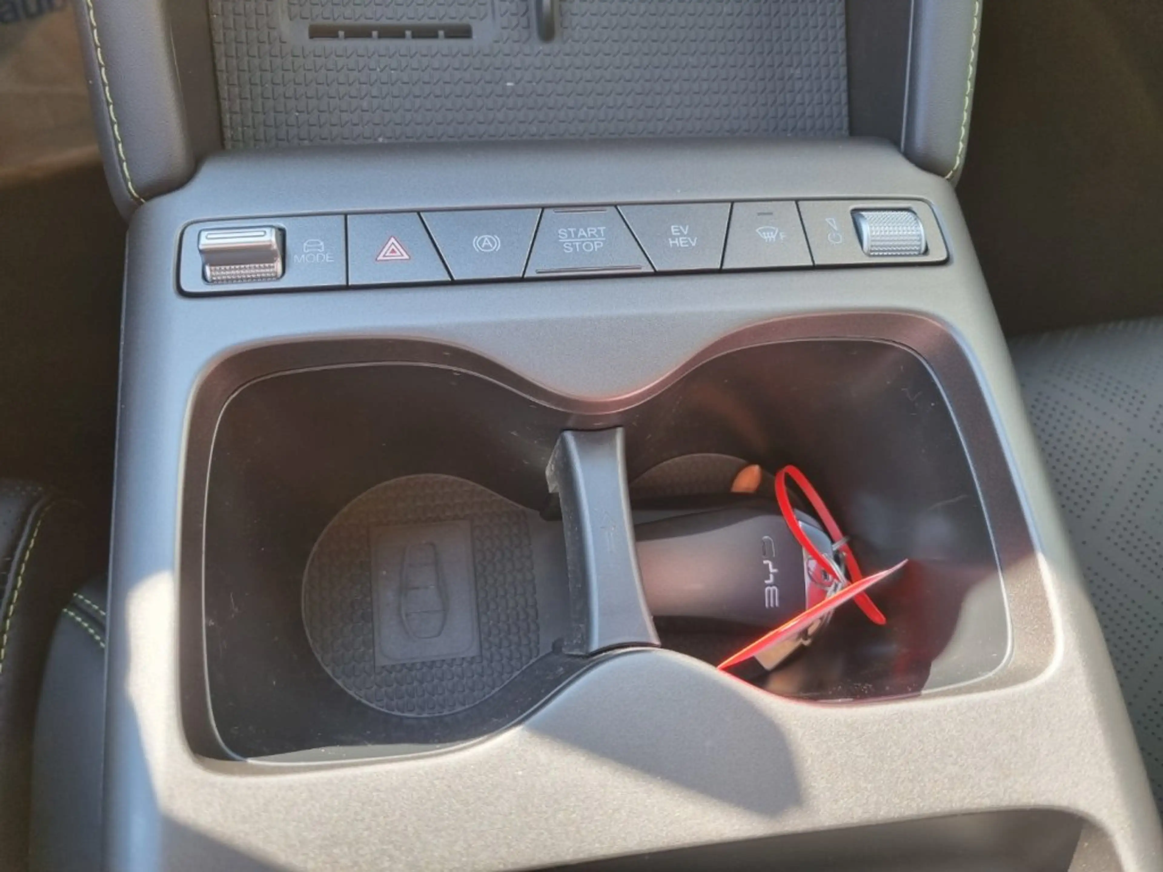 BYD Atto 2 DM-i Boost — photo 7
