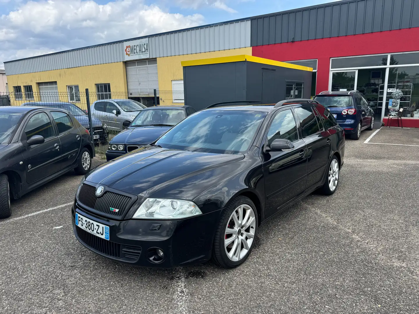 Skoda Octavia Octavia Combi 2.0 TFSI RS Noir - 2