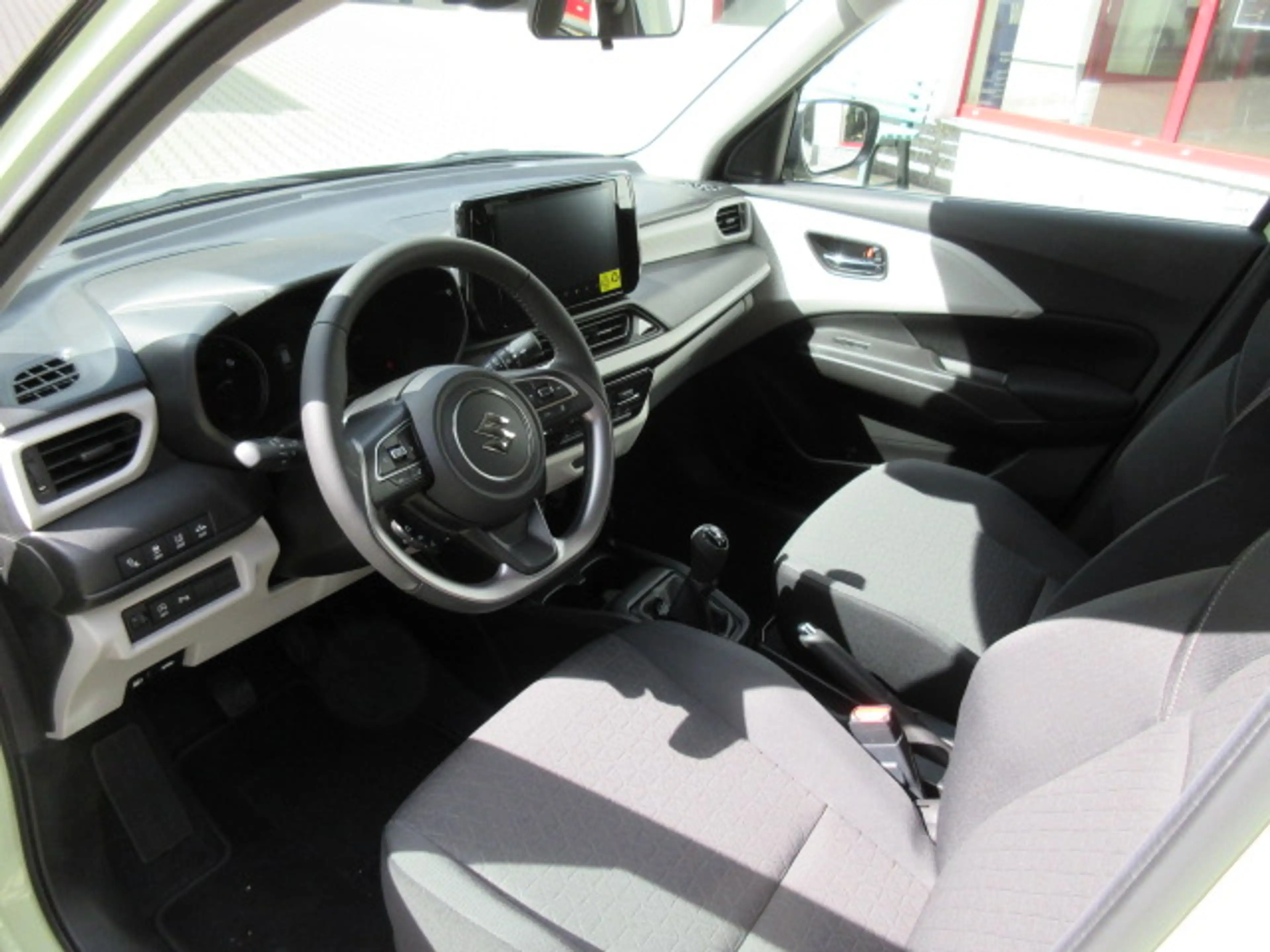 Suzuki Swift 1.2 Hybrid Allgrip MT Comfort — photo 10