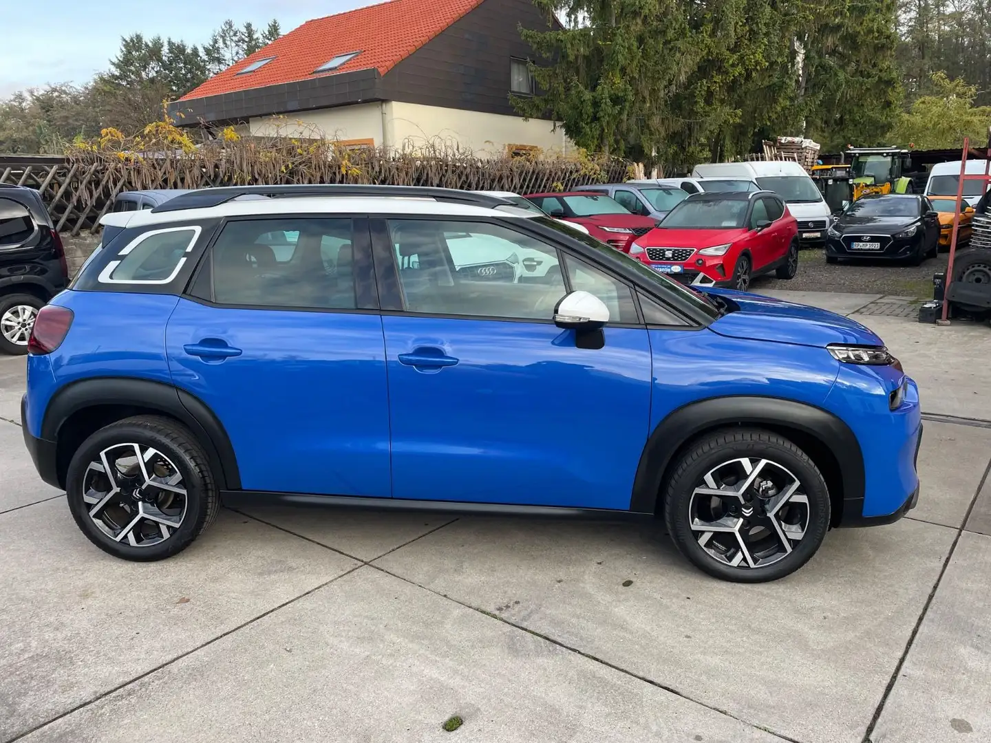 Citroen C3 Aircross /1,5 HDI/Navi/Klima/Kamera/CarPlay/LE Blau - 2