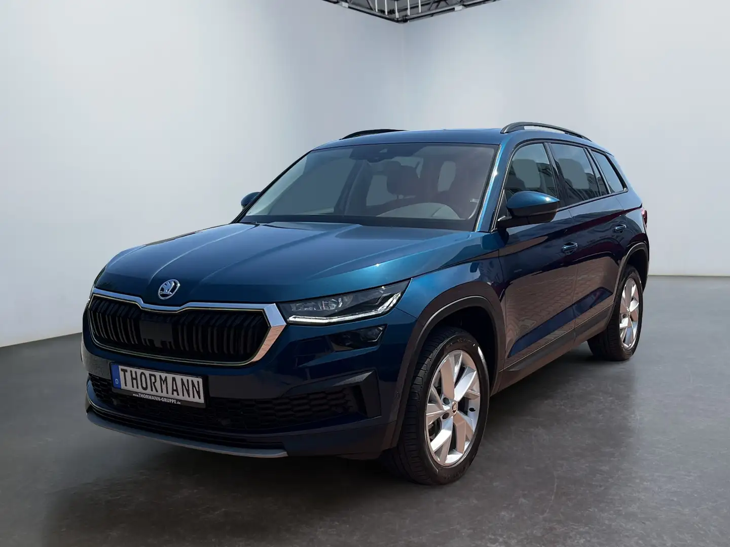 Skoda Kodiaq Tour 2.0 TDI ACC FLA Pano 4xSHZ SpurH LM Blau - 2