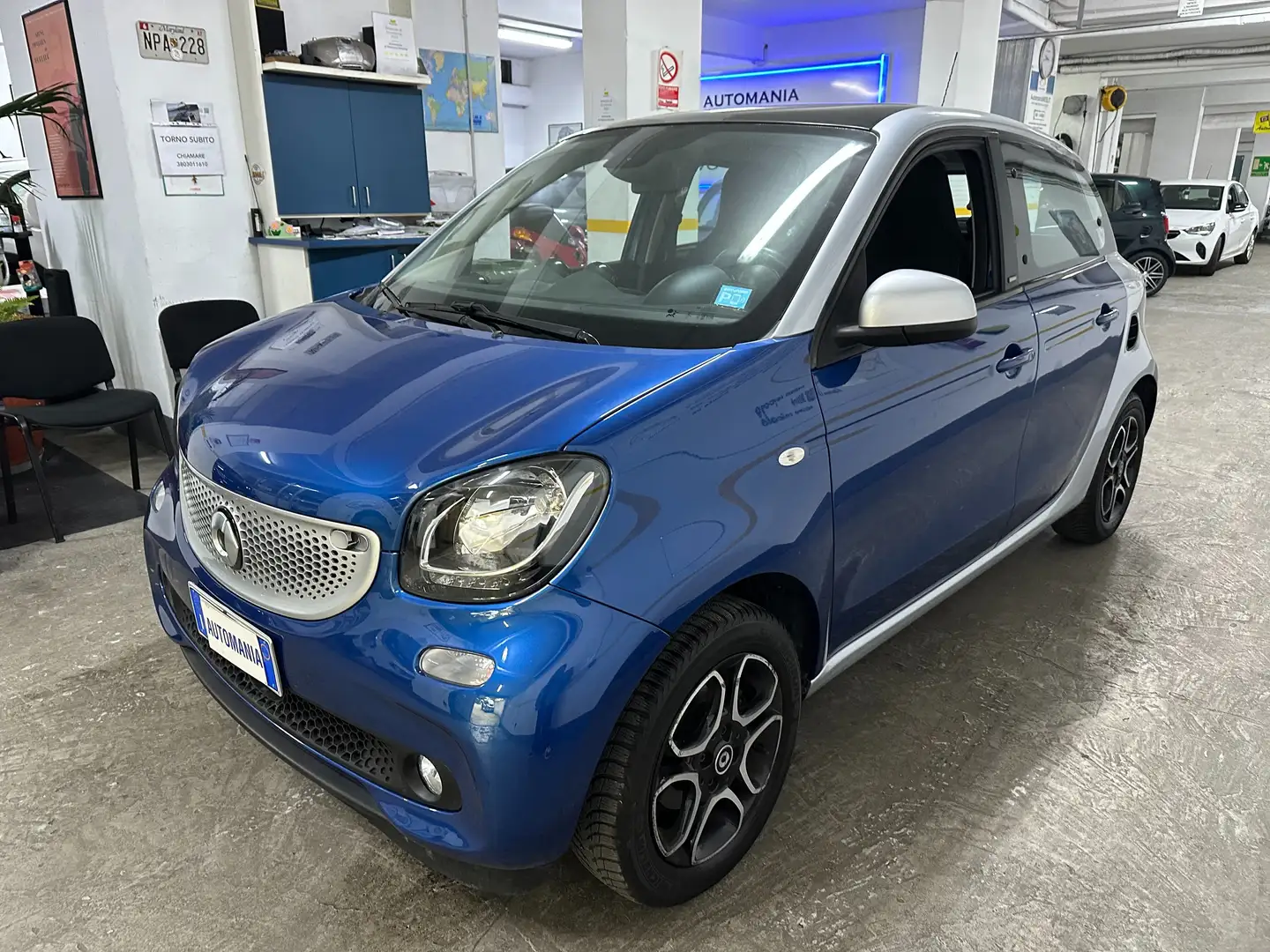 smart forFour 1.0 Passion 71cv twinamic my18 Albastru - 1