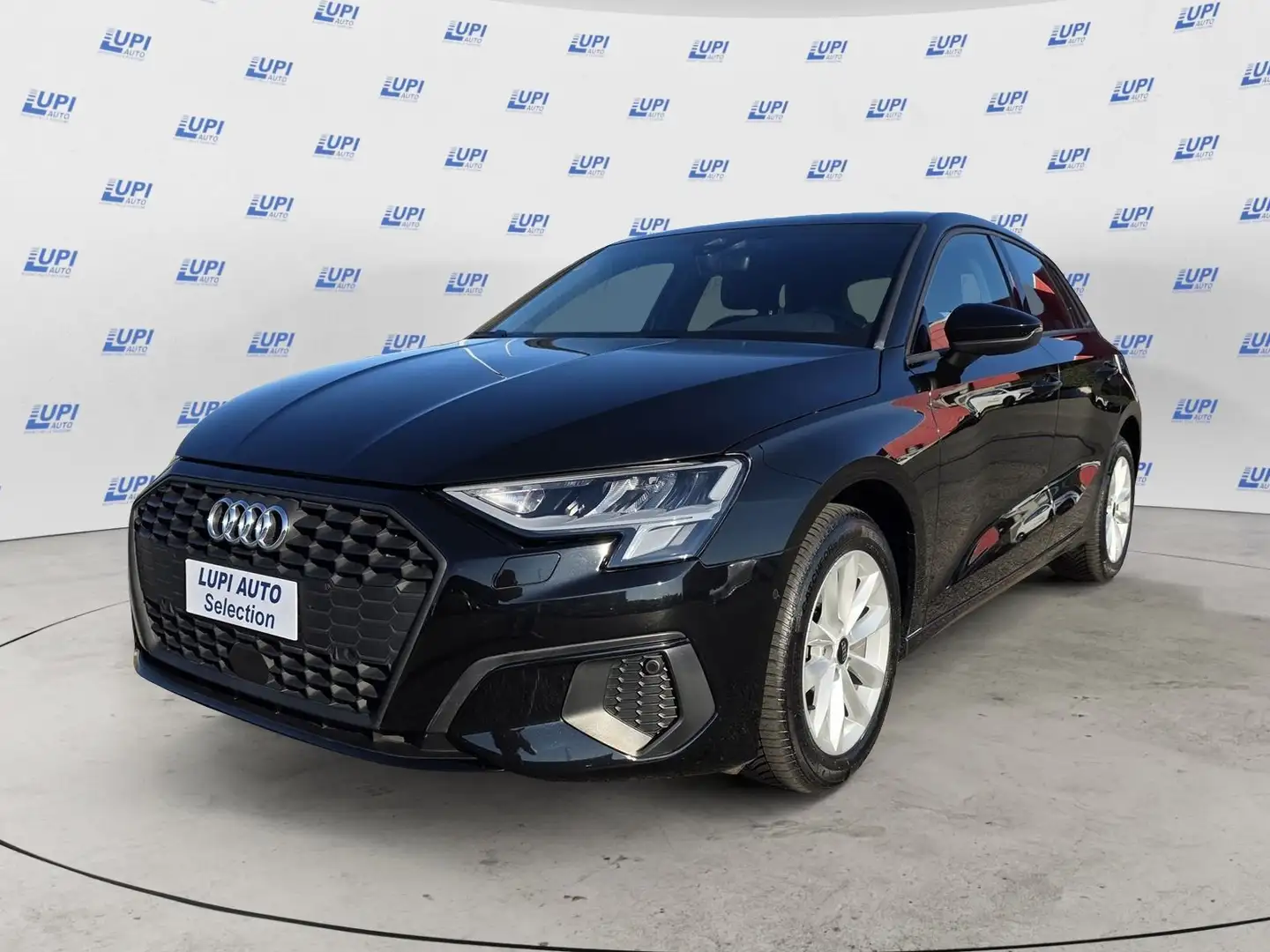 Audi A3 Sportback 30 1.0 tfsi mhev Business s-tronic Noir - 1