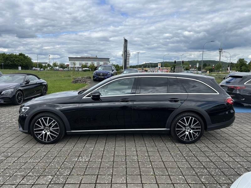 Mercedes-Benz E 400 d 4MATIC T-Modell All-Terrain AVANTGARDE — photo 9