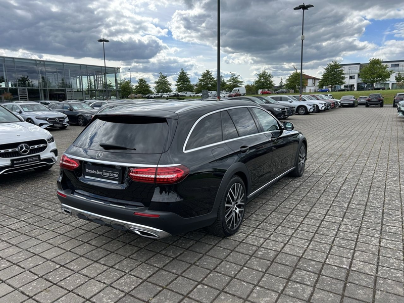 Mercedes-Benz E 400 d 4MATIC T-Modell All-Terrain AVANTGARDE — photo 6