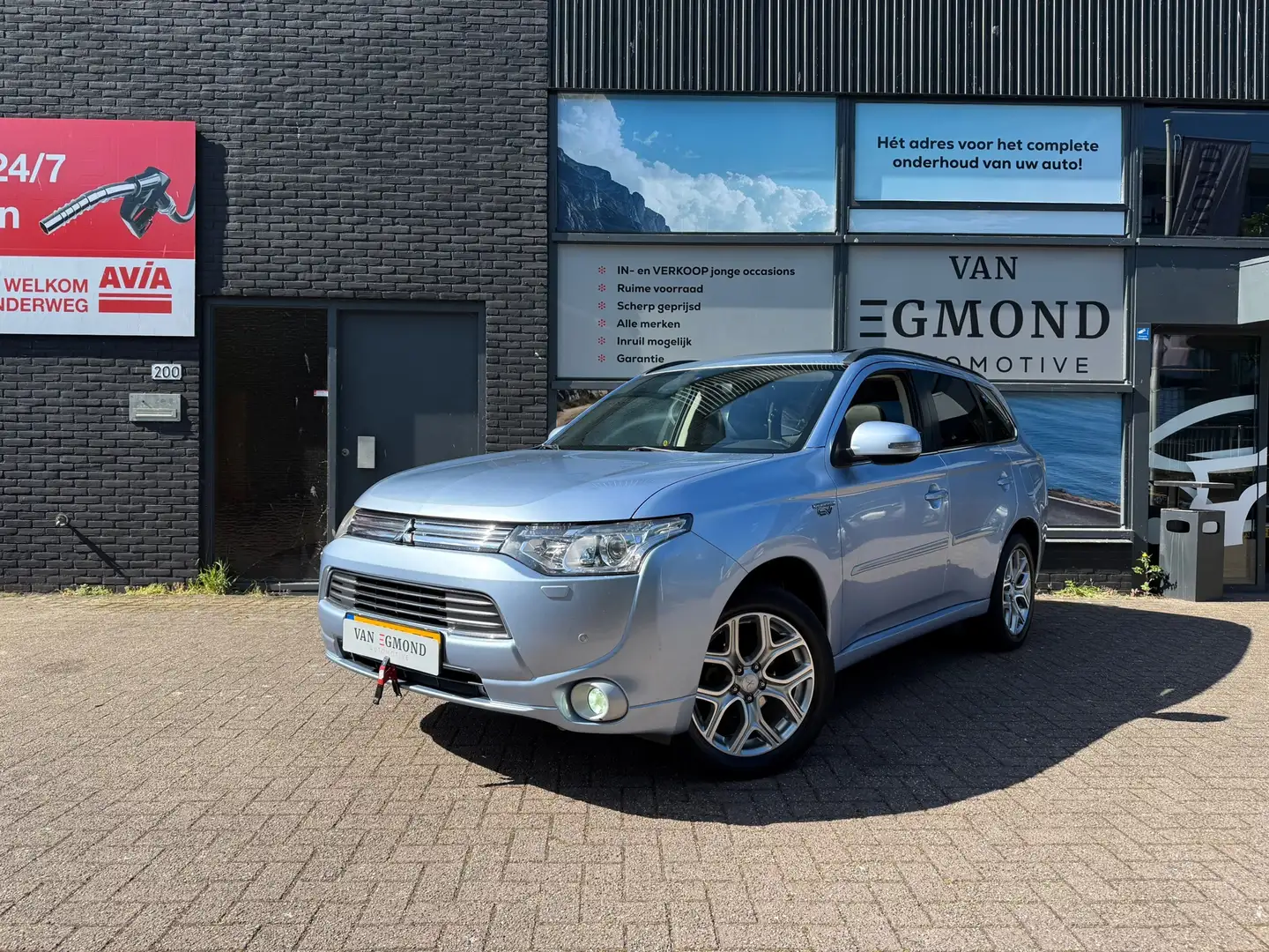 Mitsubishi Outlander 2.0 PHEV Instyle Modrá - 1