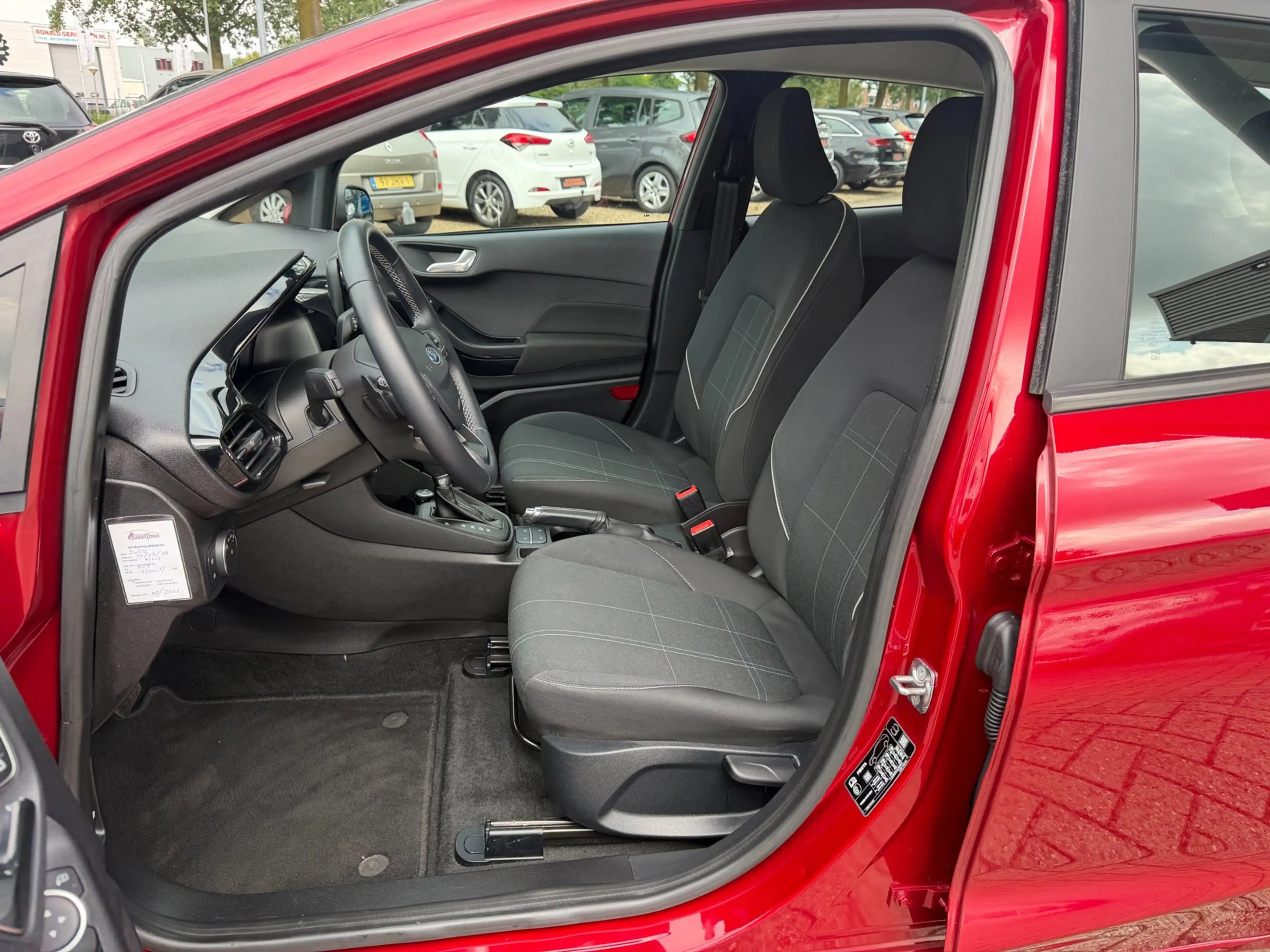 Ford Fiesta 1.0 EcoBoost Titanium, Automaat, Carplay, Clima, C — photo 7