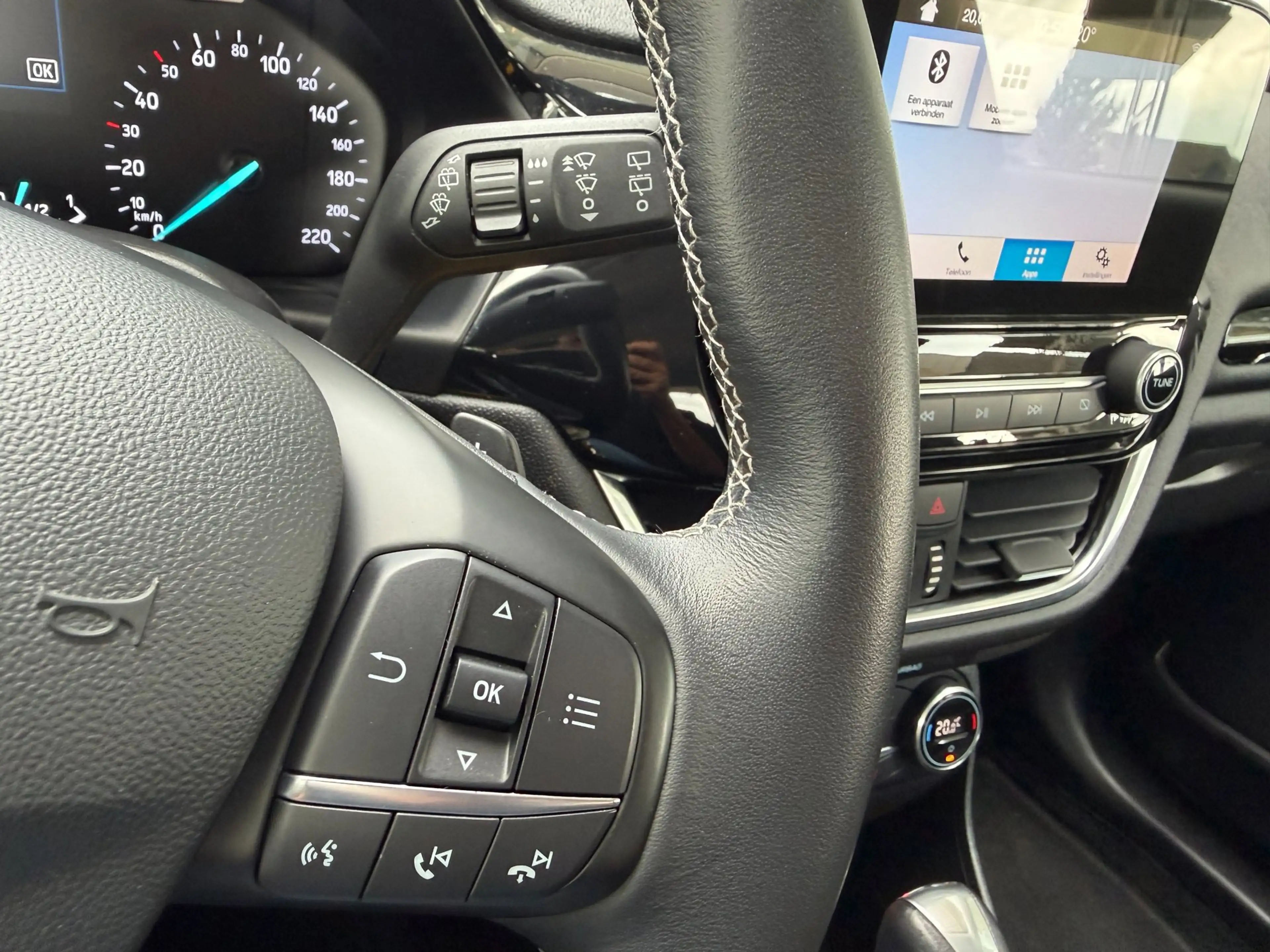 Ford Fiesta 1.0 EcoBoost Titanium, Automaat, Carplay, Clima, C — photo 23