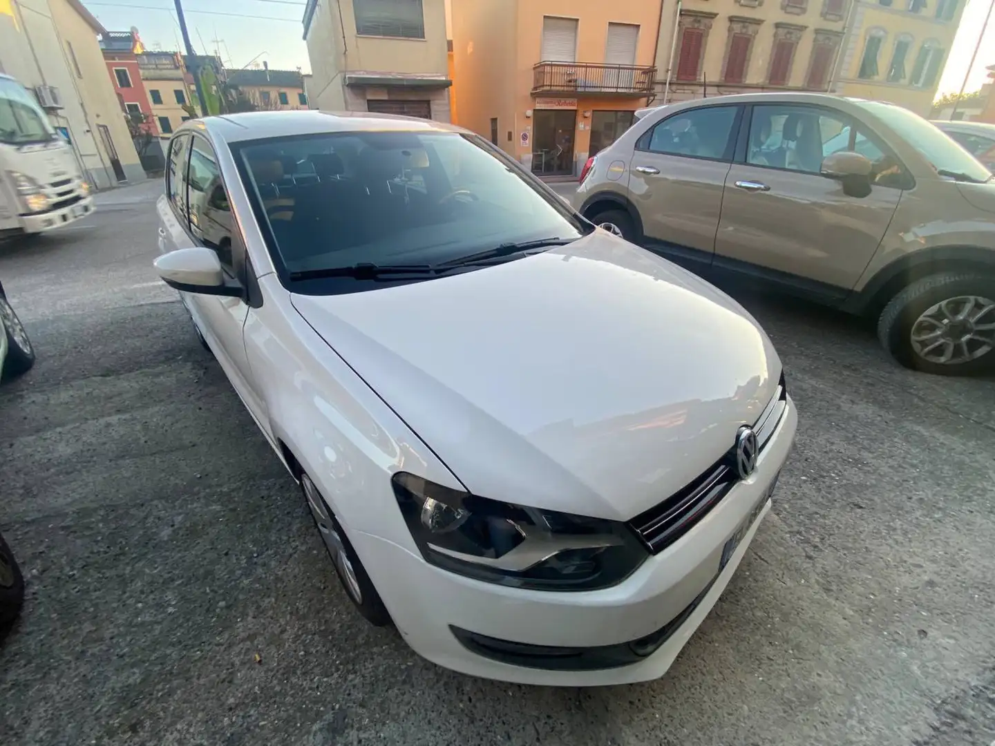 Volkswagen Polo 5p 1.4 Comfortline auto - 2