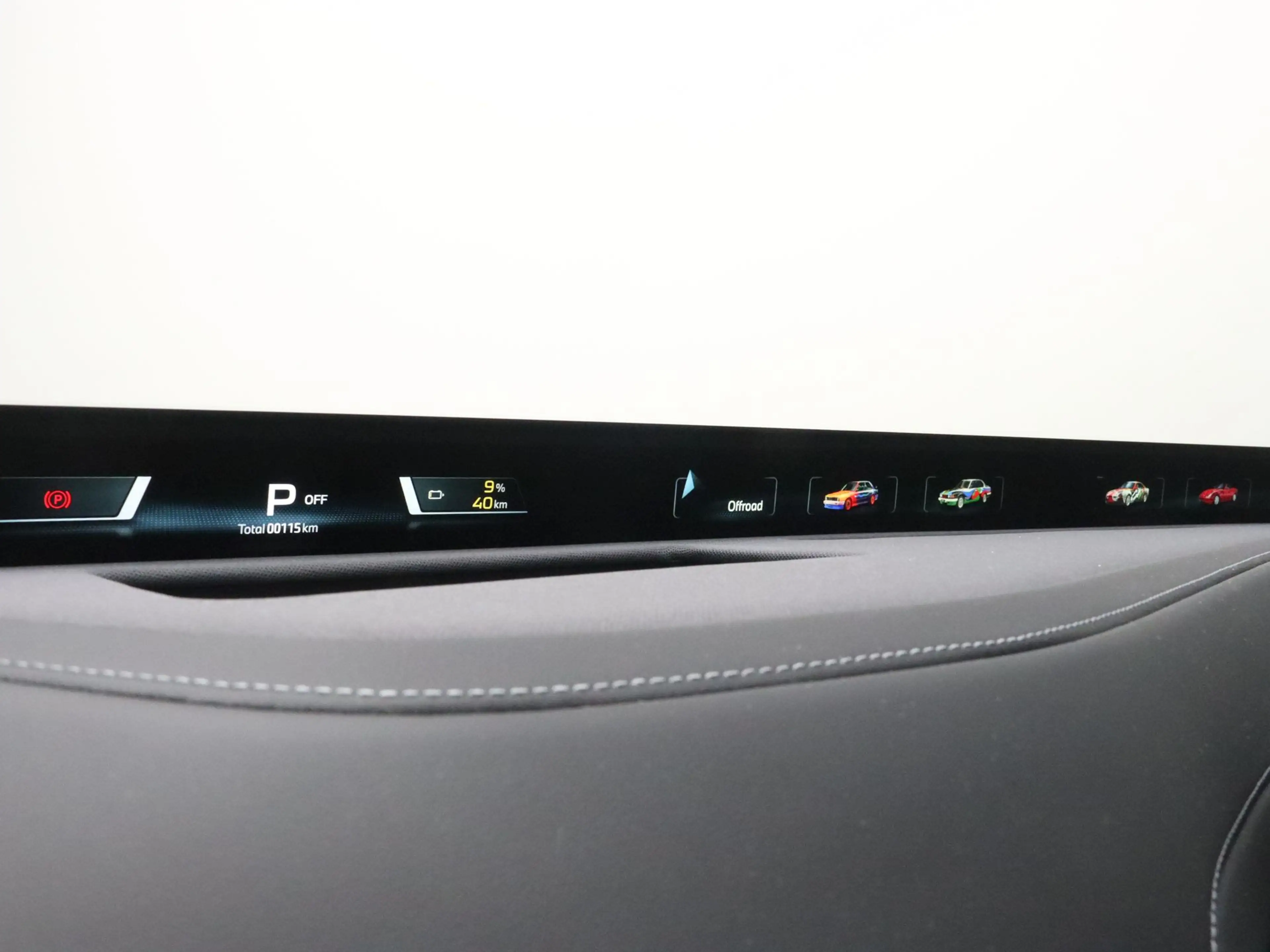BMW i7 xDrive50 118.1 kWh M Sport Pro | Panoramadak Sky L — photo 3