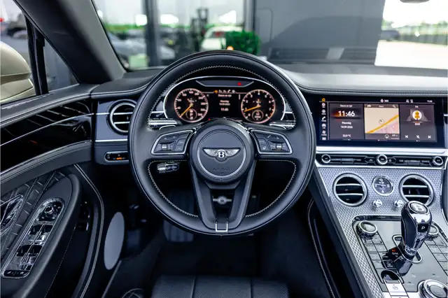 Bentley Continental GT view 15