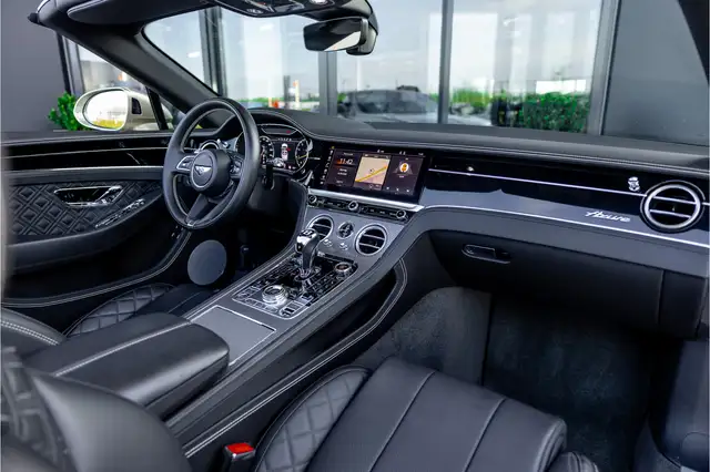 Bentley Continental GT view 14