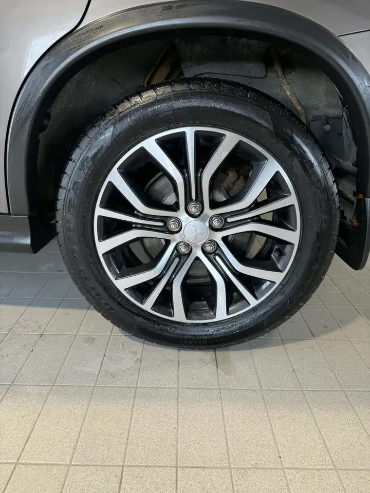Mitsubishi RVR снимка Mitsubishi RVR