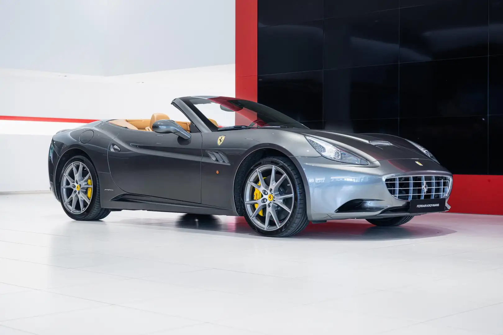 Ferrari California - Kroymans Ferrari Gris - 2