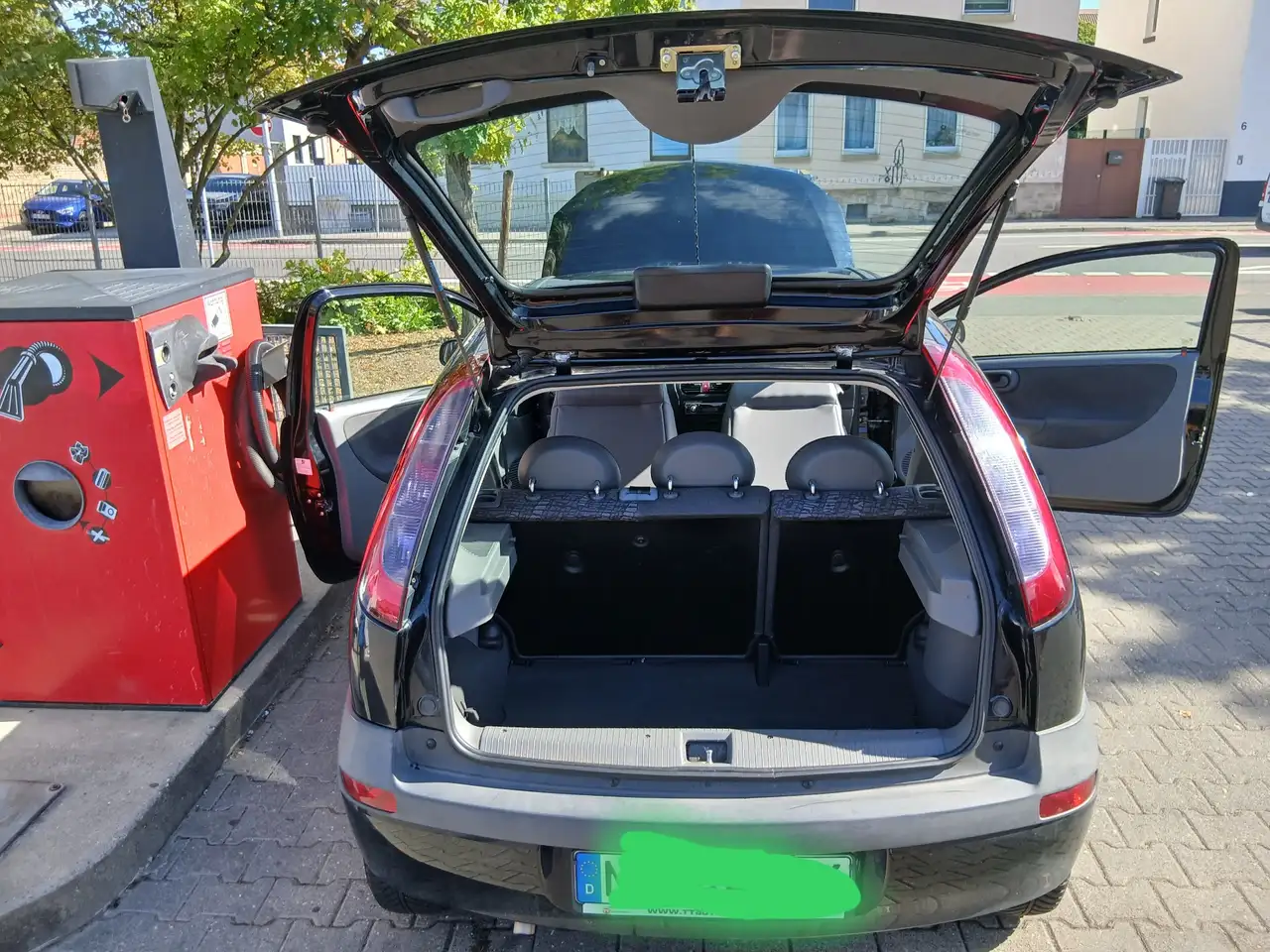 Opel Corsa 1.2 16V Elegance, foto 12
