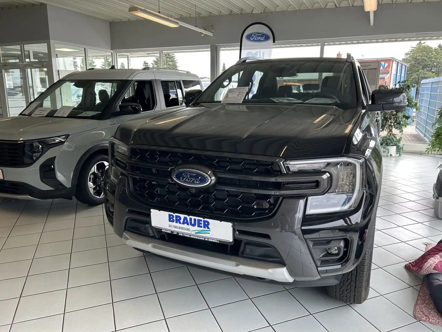 Ford Ranger Plug-in-Hybrid Wildtrak e-4WD Doppelkabin Noir - 1