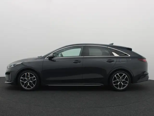 Kia Proceed view 2