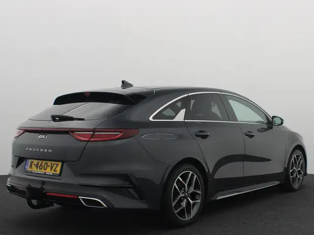 Kia Proceed view 15
