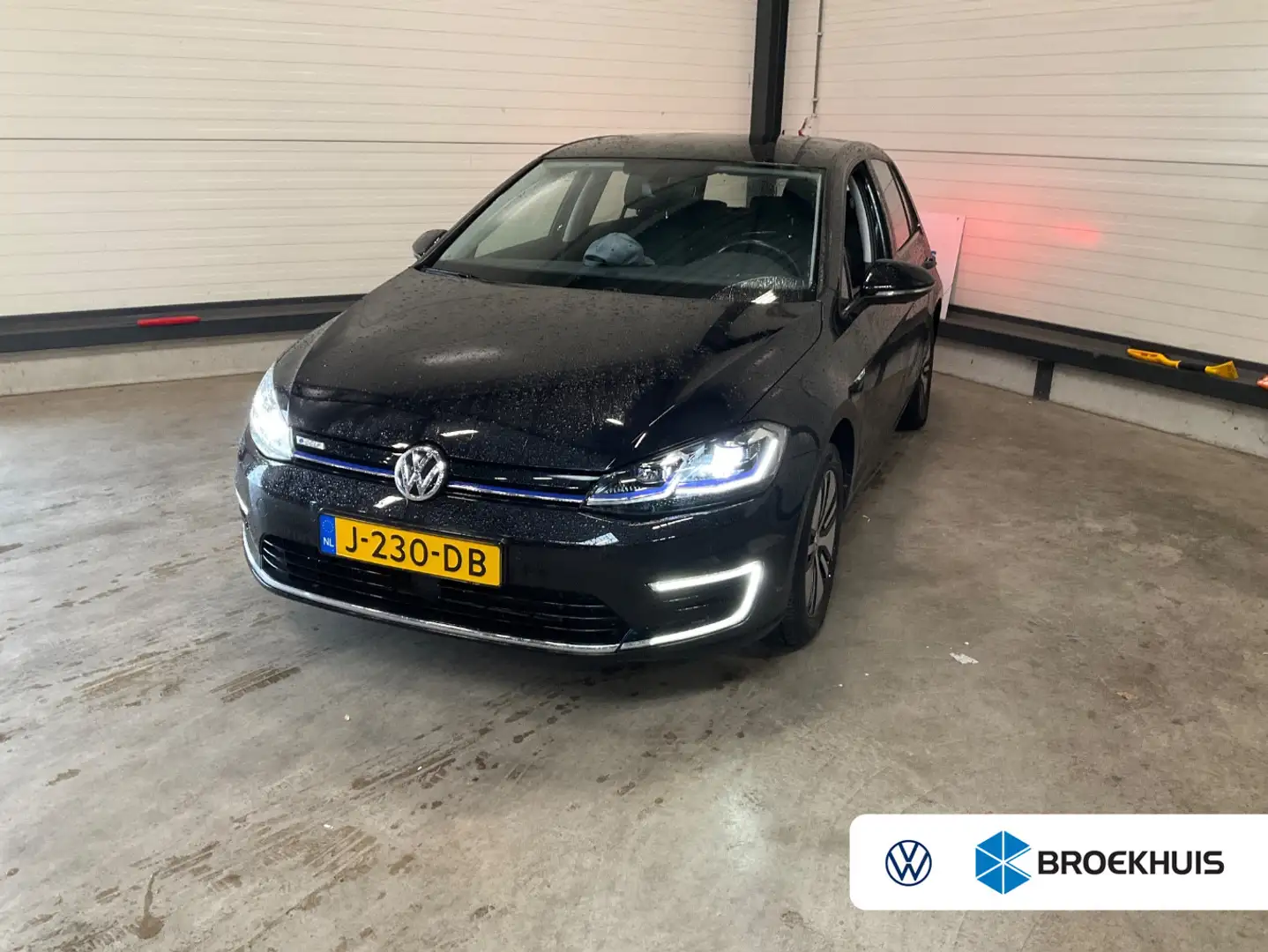 Volkswagen e-Golf E-DITION 136 pk | Airco (automatisch) | Cruise con Zwart - 1