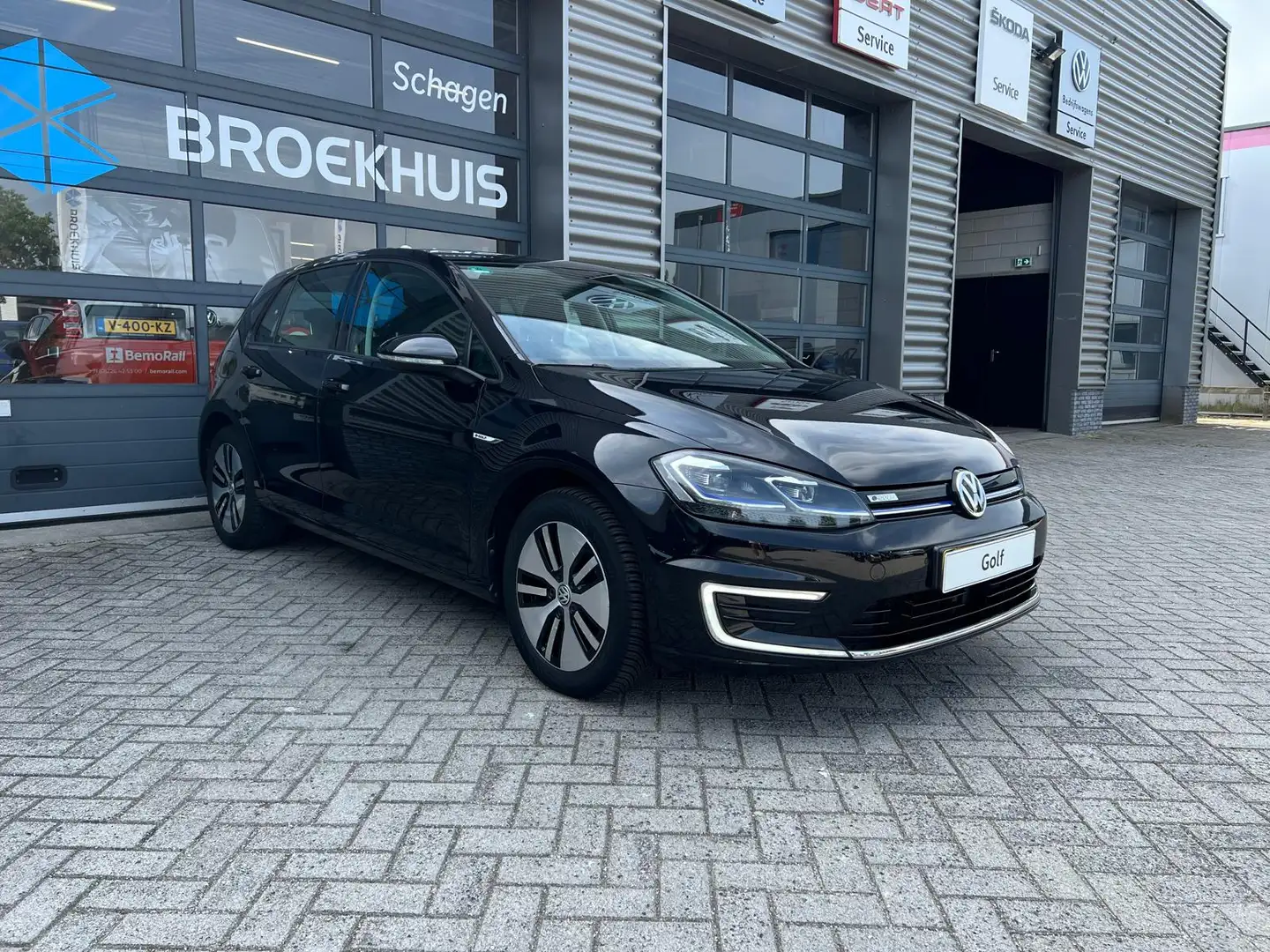 Volkswagen e-Golf E-DITION 136 pk | Airco (automatisch) | Cruise con Negru - 2