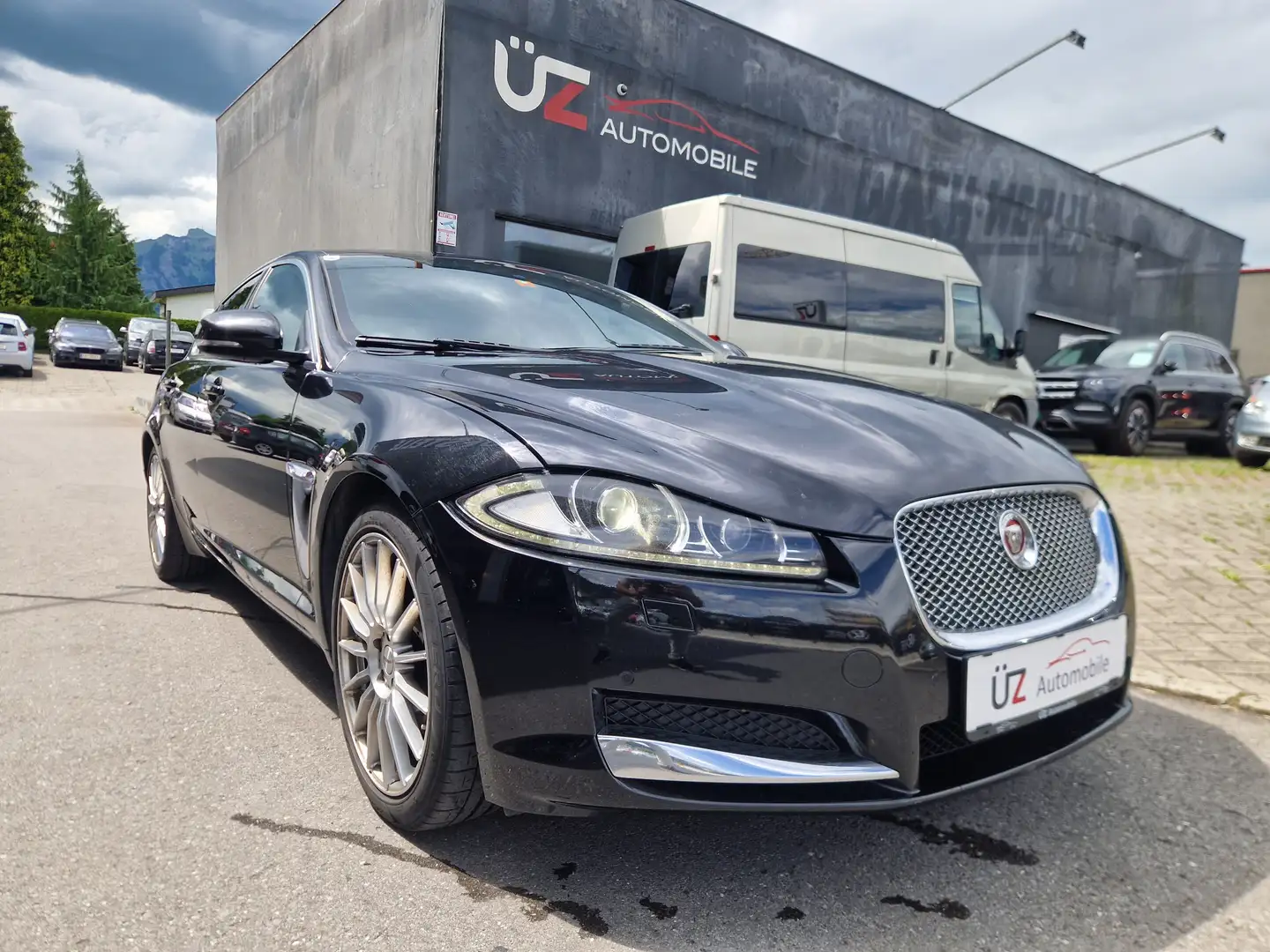 Jaguar XF *** AUTOMATIK *** LEDER *** NAVI 2,2 Diesel Luxury Negro - 2