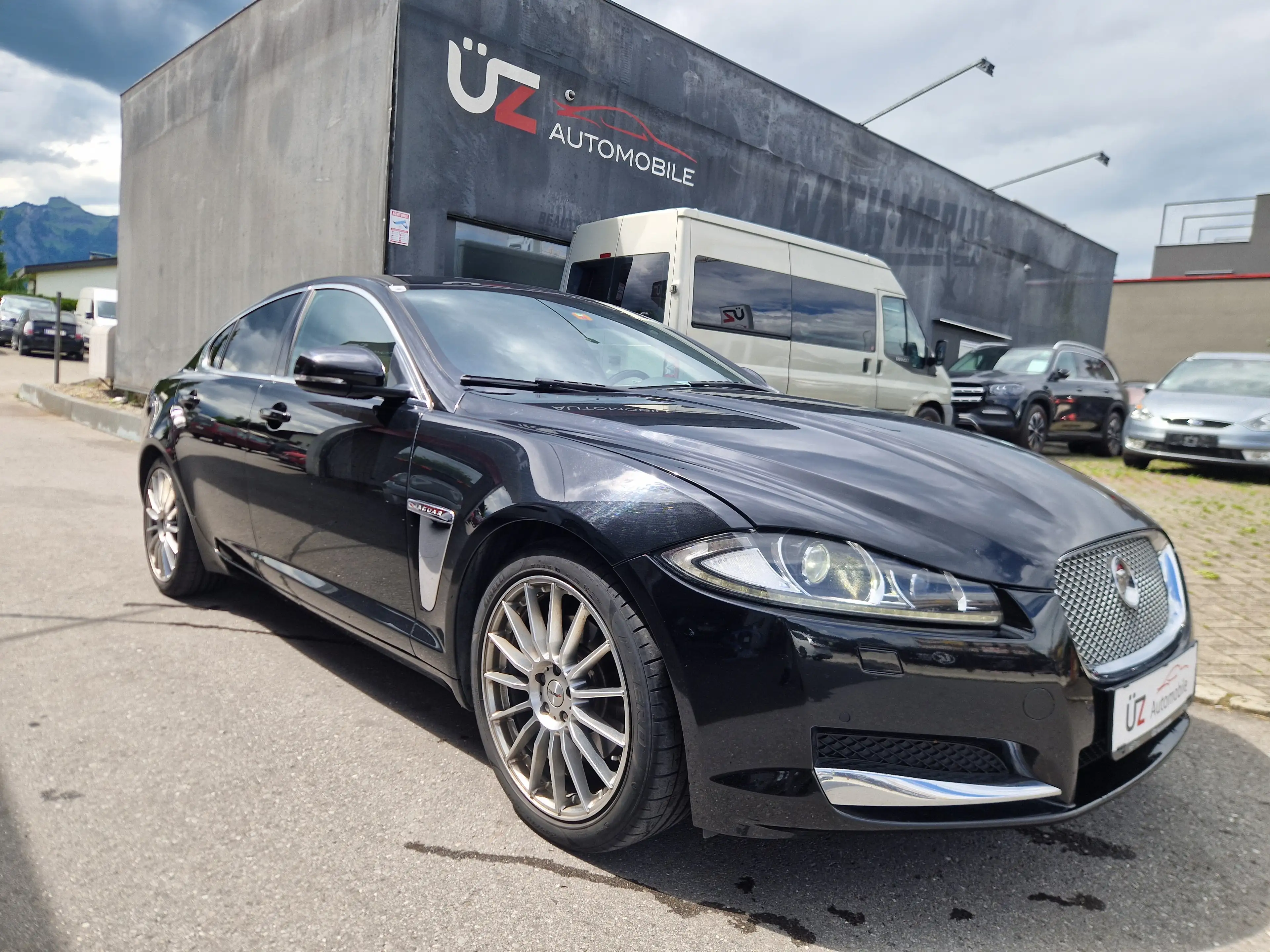 Jaguar XF *** AUTOMATIK *** LEDER *** NAVI 2,2 Diesel Luxury