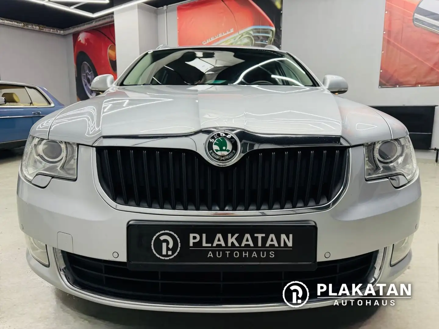 Skoda Superb 2.0 TSI Laurin & Klement Amundsen Silber - 2
