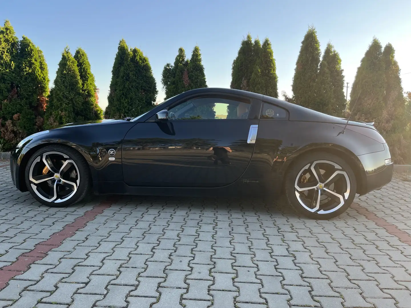 Nissan 350Z 350 Z Premium Pack - 1