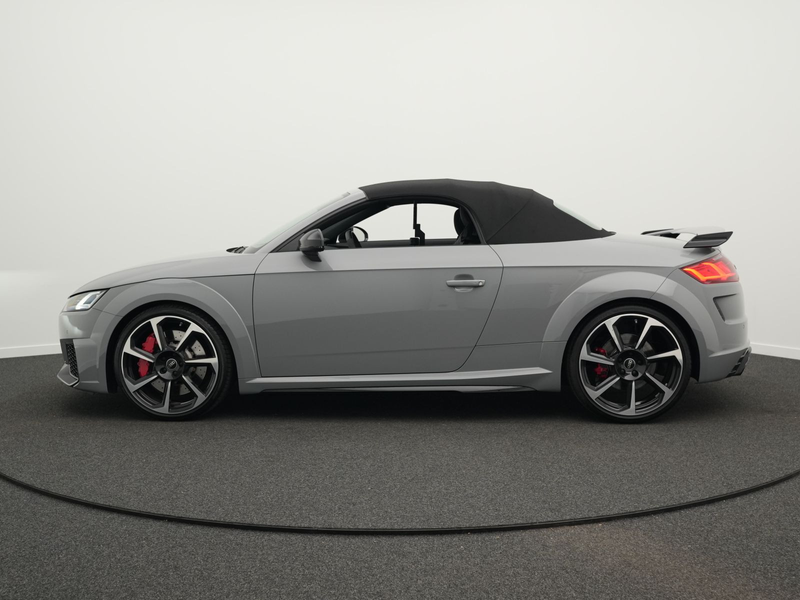 Audi TT RS S tronic — photo 10