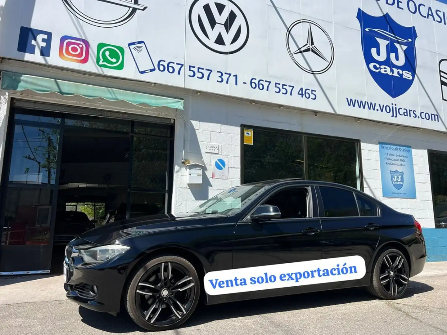 BMW 328 328iA xDrive Schwarz - 1