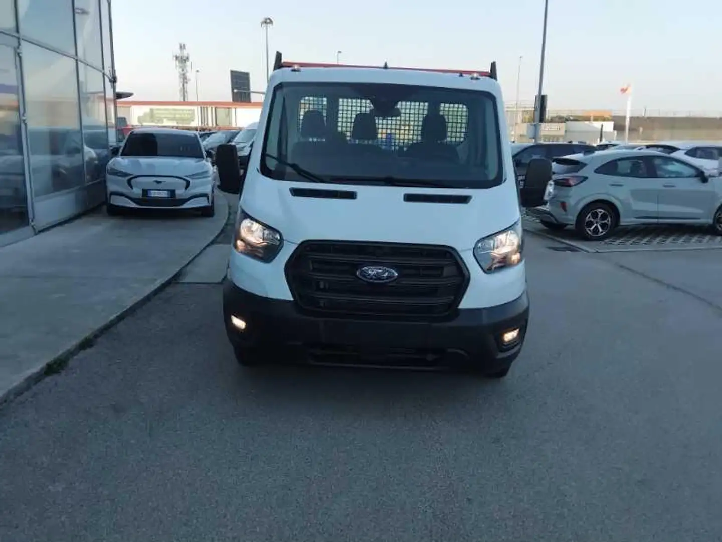 Ford Transit 350 tr.post. 2.0 tdci 130cv trend l3 r.sing. e6.2 Bianco - 1