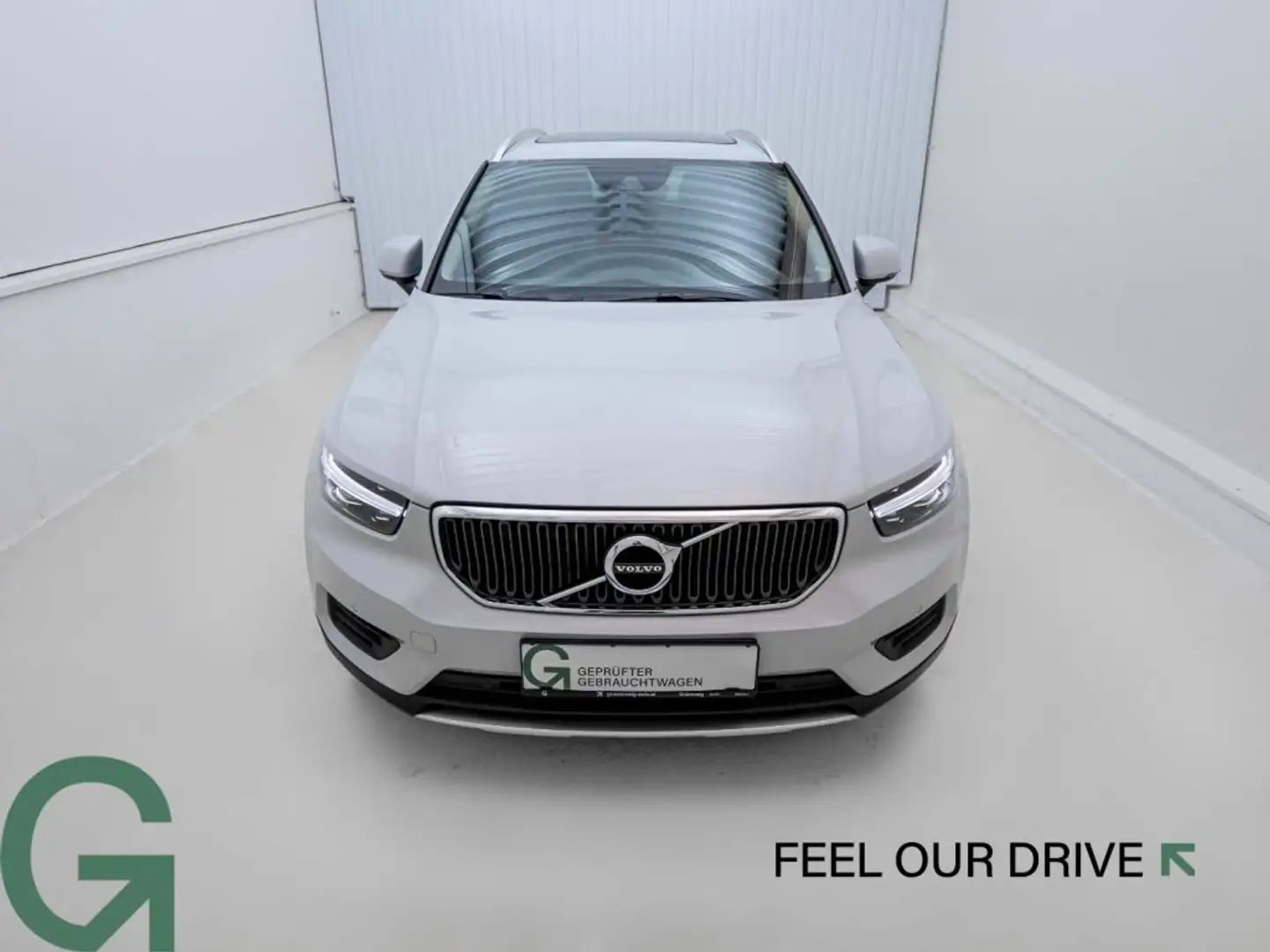 Volvo XC40 T4 A Momentum Pro Zilver - 2