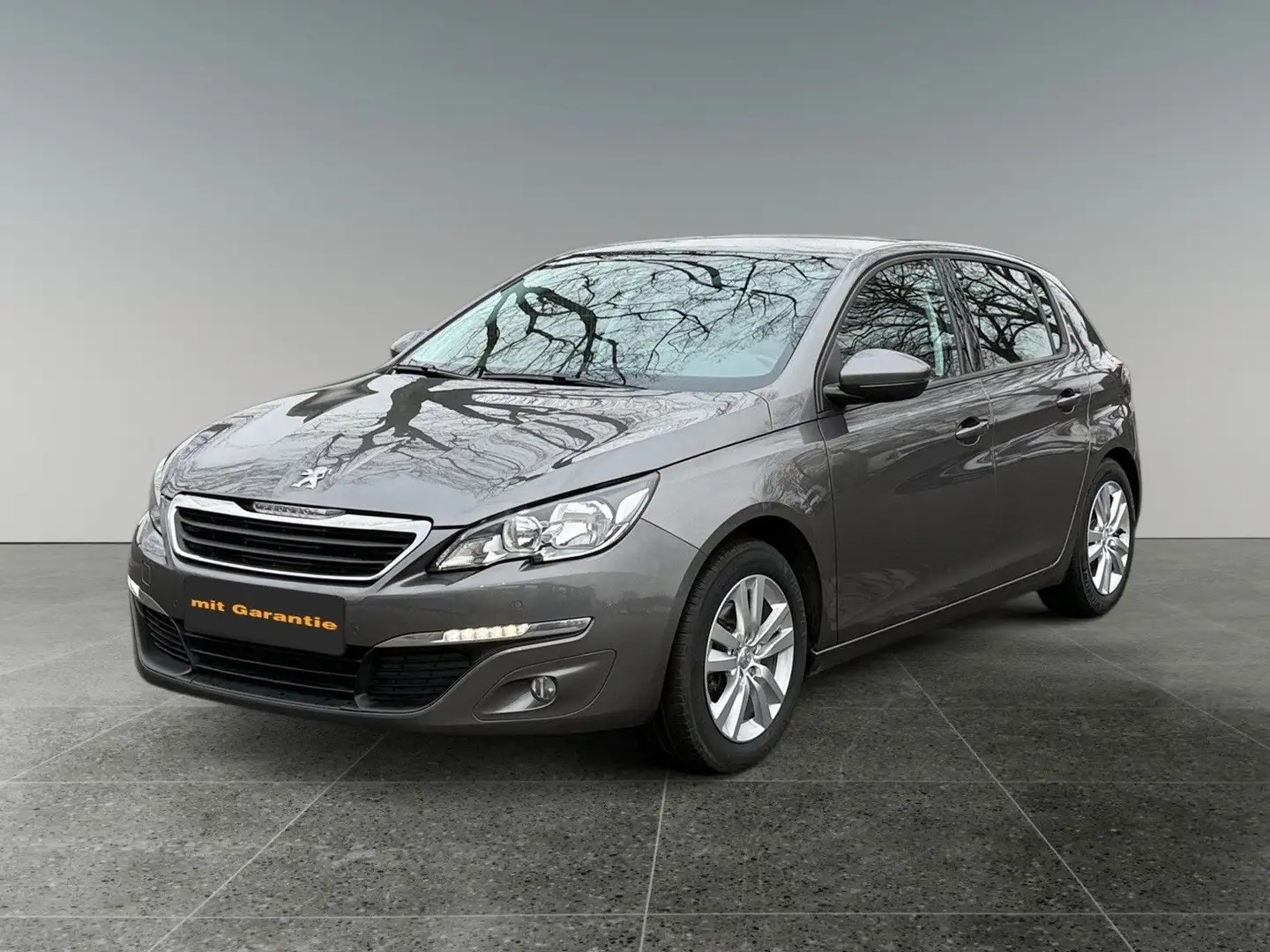 Peugeot 308 Active 1.2-Navi-8 Fach Bereift Grau - 1