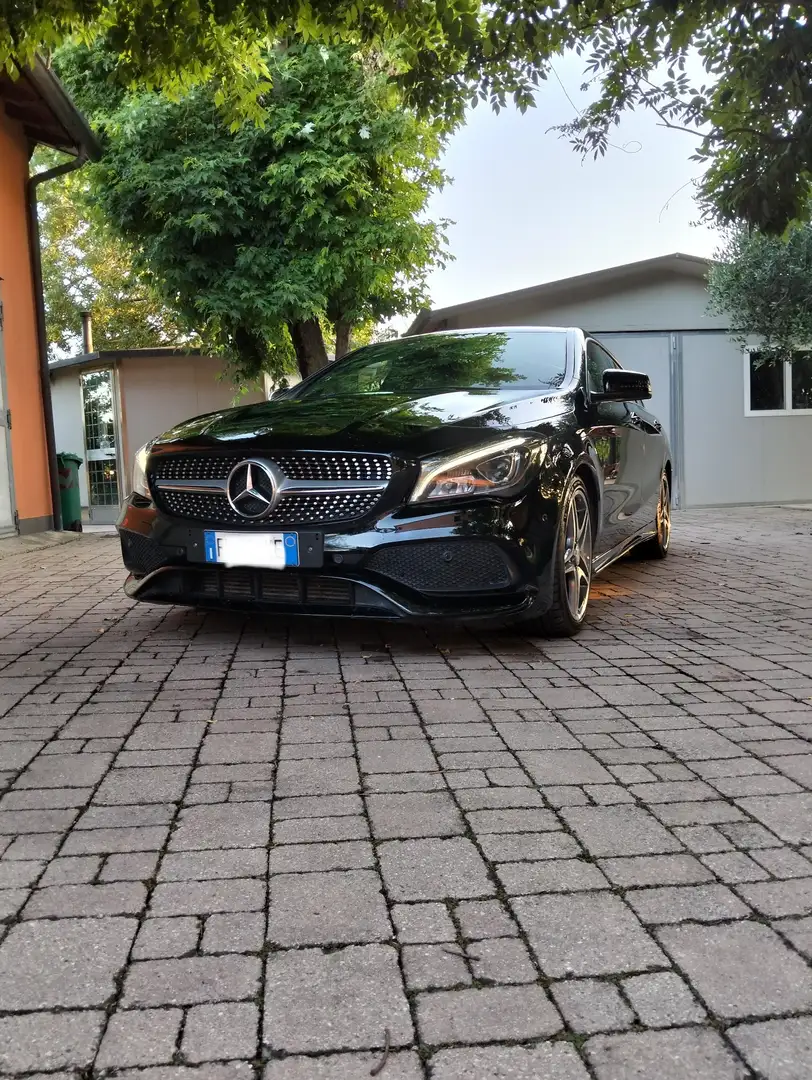 Mercedes-Benz CLA 220 Shooting Brake d Premium auto FL - 1