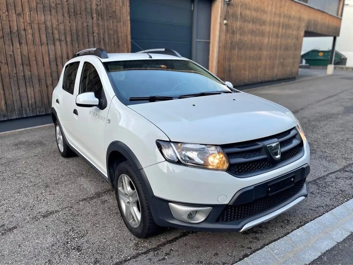 Dacia Sandero TCe 90 Stepway Ambiance - 1