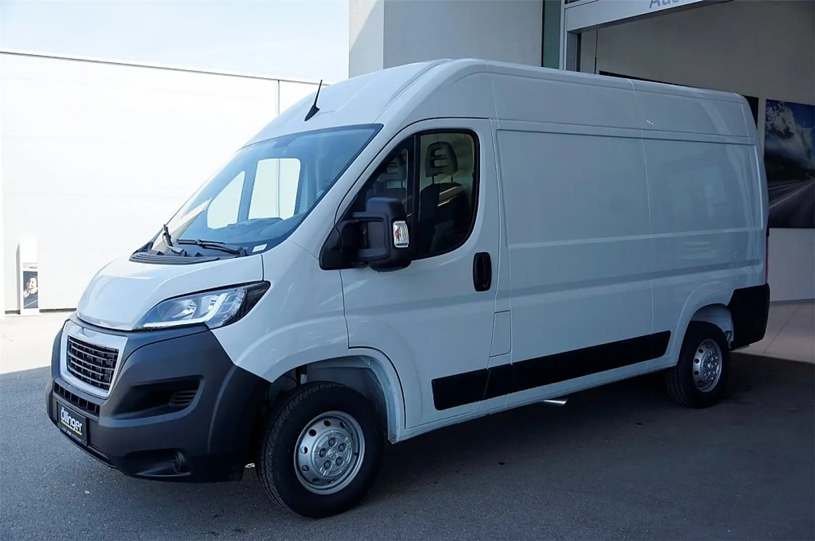 Peugeot Boxer Boxer 33 L2H2 BlueHDi 140 S&S Pro Weiß - 1